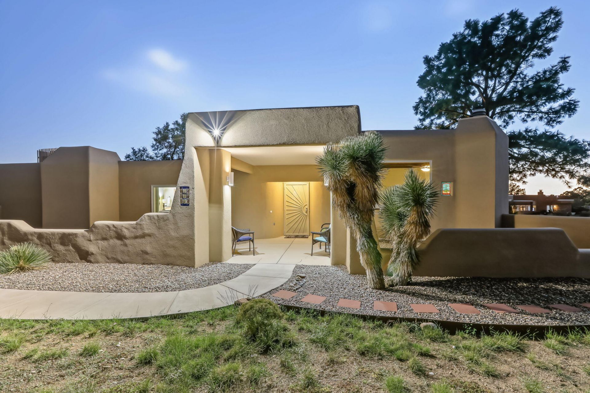 Antelope Ave, Albuquerque, NM 87122