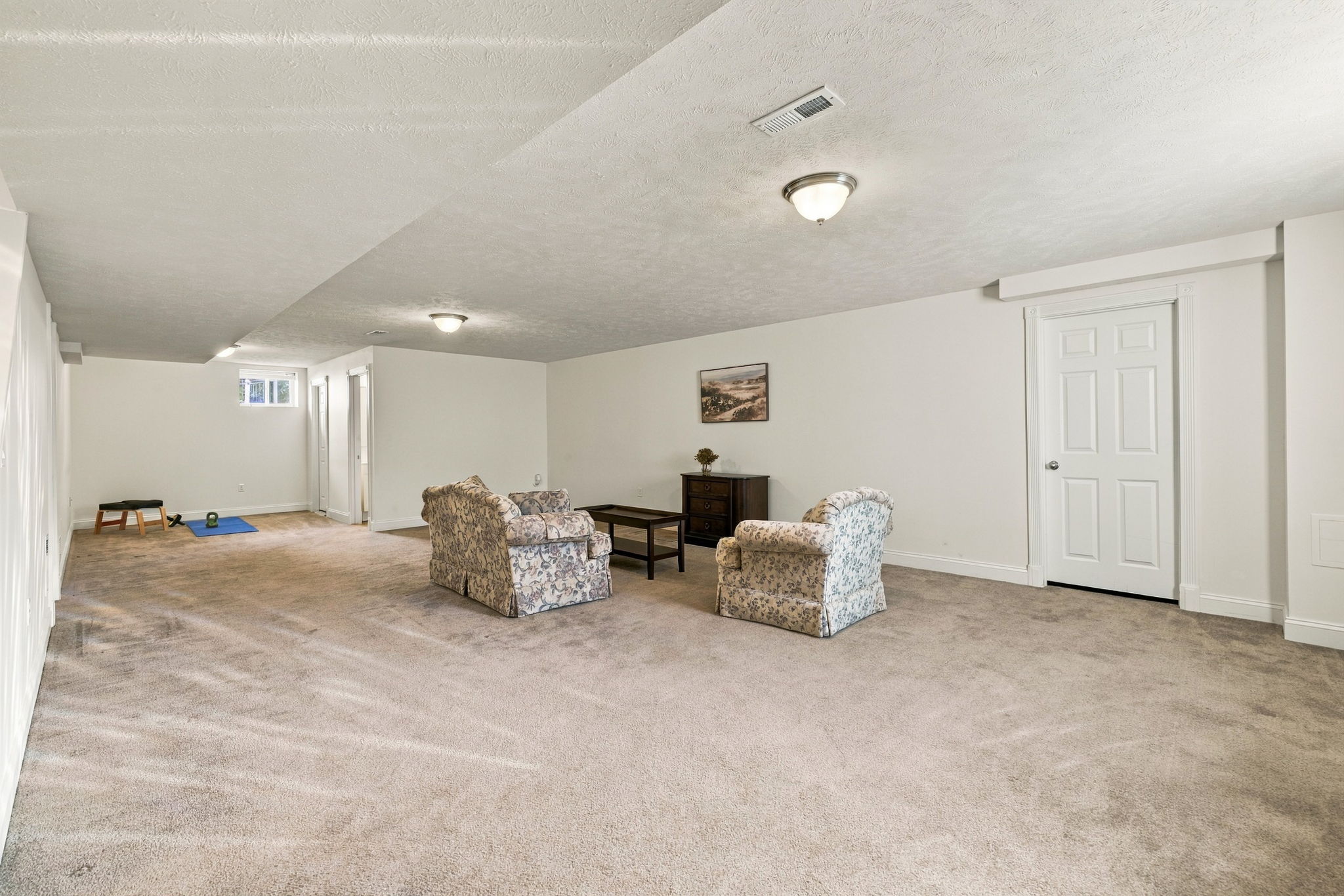  215 Horse Shoe Drive, Clinton, PA 15026 - 物件實景