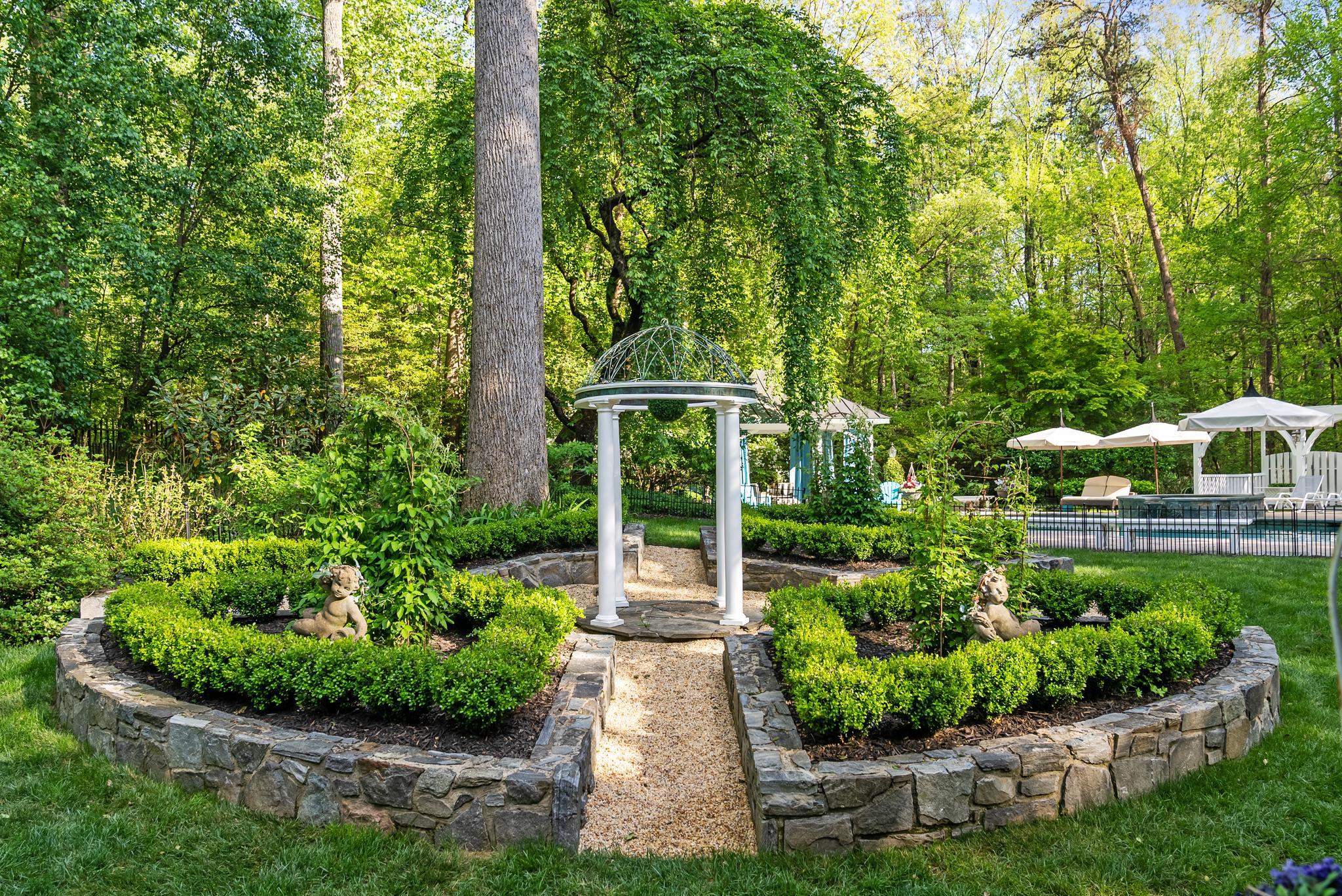 10205 Cedar Pond Drive, Vienna, VA, 22182 - 物件實景
