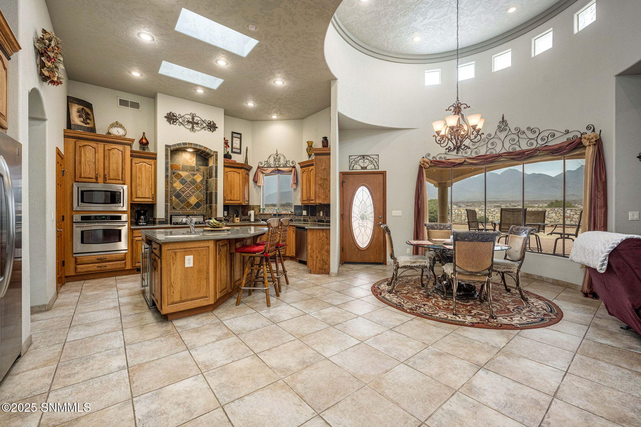 Las Cruces, New Mexico, 88011, United States, 4 Bedrooms Bedrooms, ,5 BathroomsBathrooms,Residential,For Sale,1709663