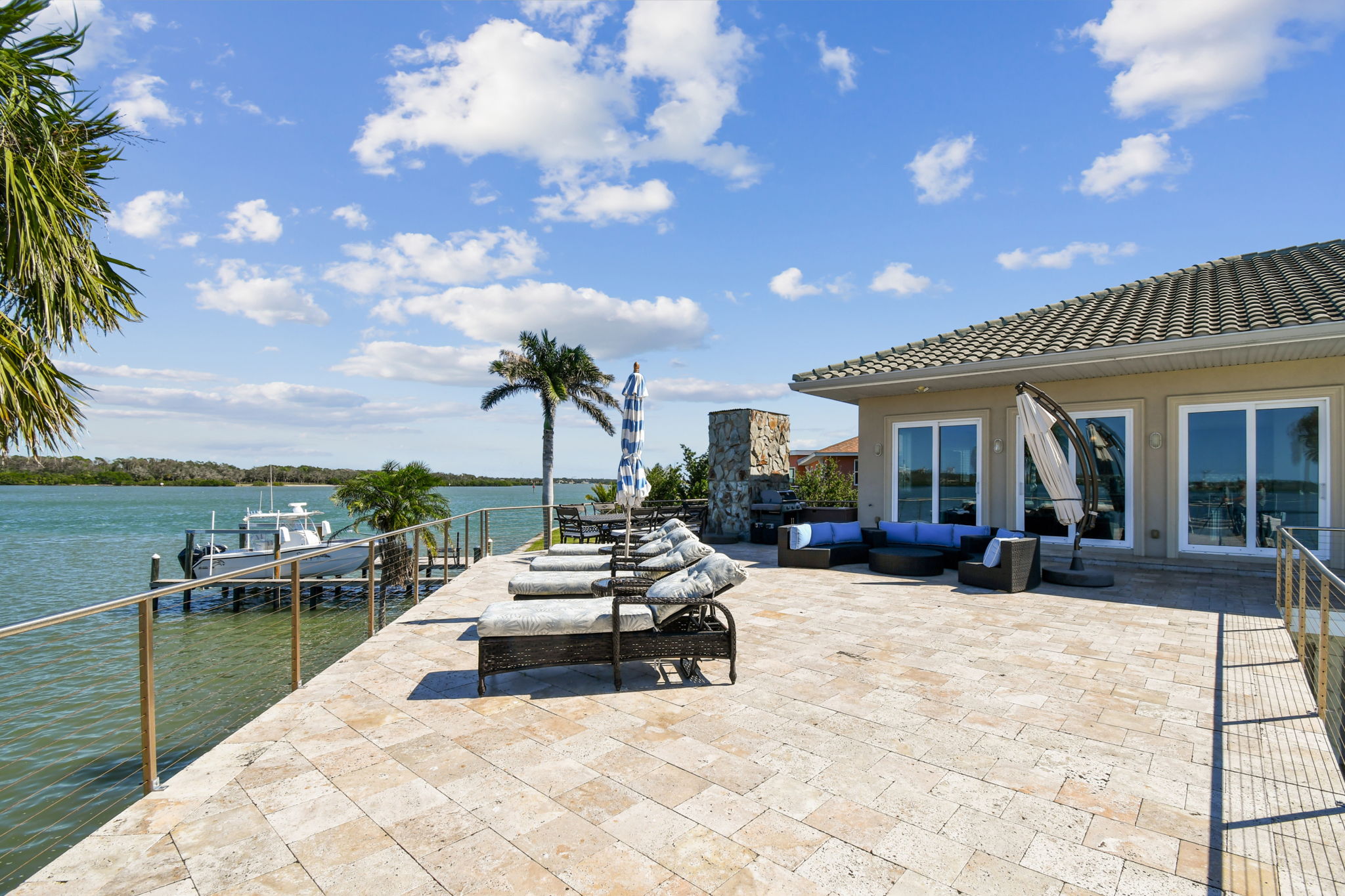 Madeira Beach, Florida, 33708, United States, 6 Bedrooms Bedrooms, ,6 BathroomsBathrooms,Residential,For Sale,1975666