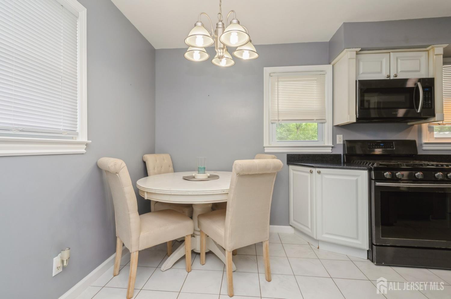 Spotswood, New Jersey, 08884, United States, 3 Bedrooms Bedrooms, ,2 BathroomsBathrooms,Residential,For Sale,1856580