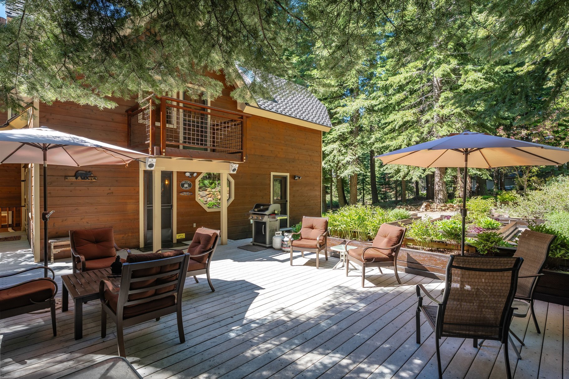  Carnelian Bay home backing to forest service and with an additional vacant lot - 物件實景