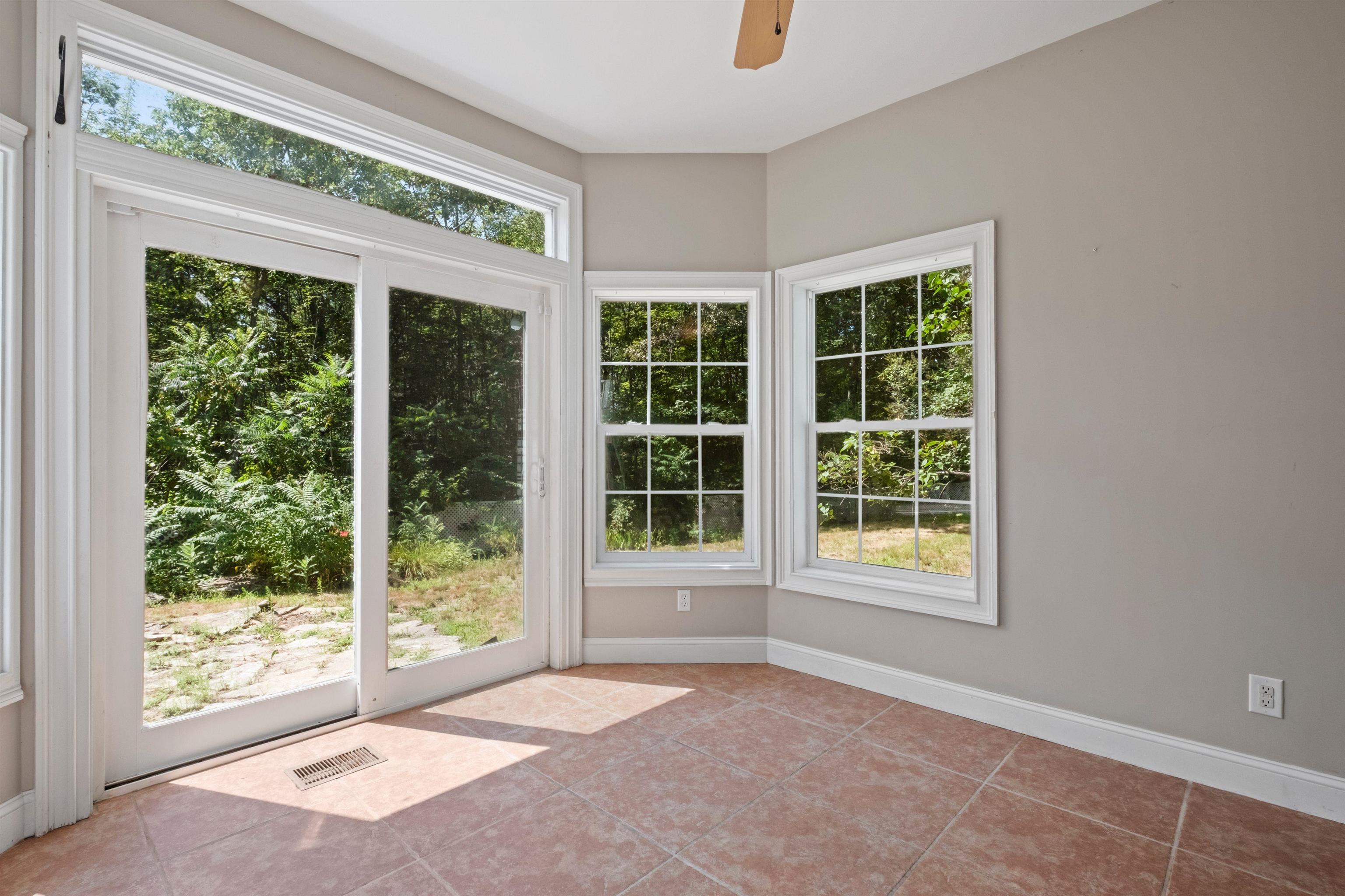 Warner, New Hampshire, 03278, United States, 3 Bedrooms Bedrooms, ,3 BathroomsBathrooms,Residential,For Sale,1912290