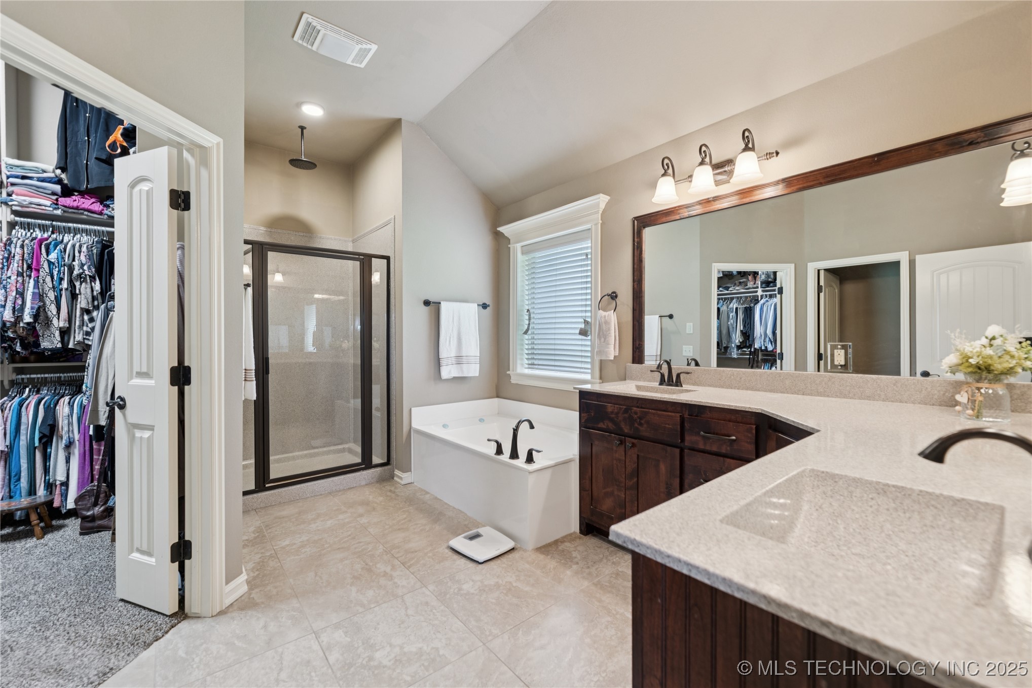 Kiefer, Oklahoma, 74041, United States, 3 Bedrooms Bedrooms, ,2 BathroomsBathrooms,Residential,For Sale,1917885