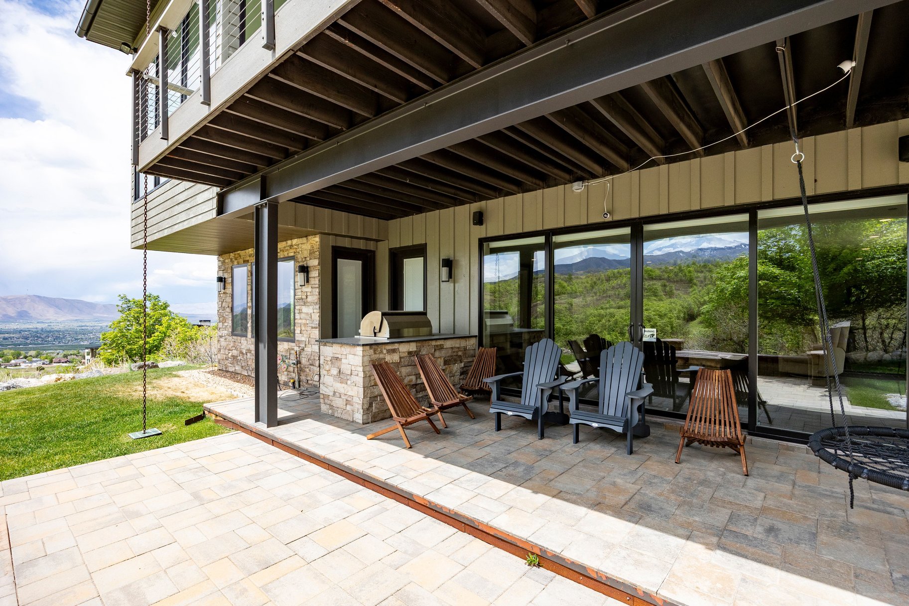  Mountain Contemporary Masterpiece with Panoramic Summit Creek Views - 物件實景