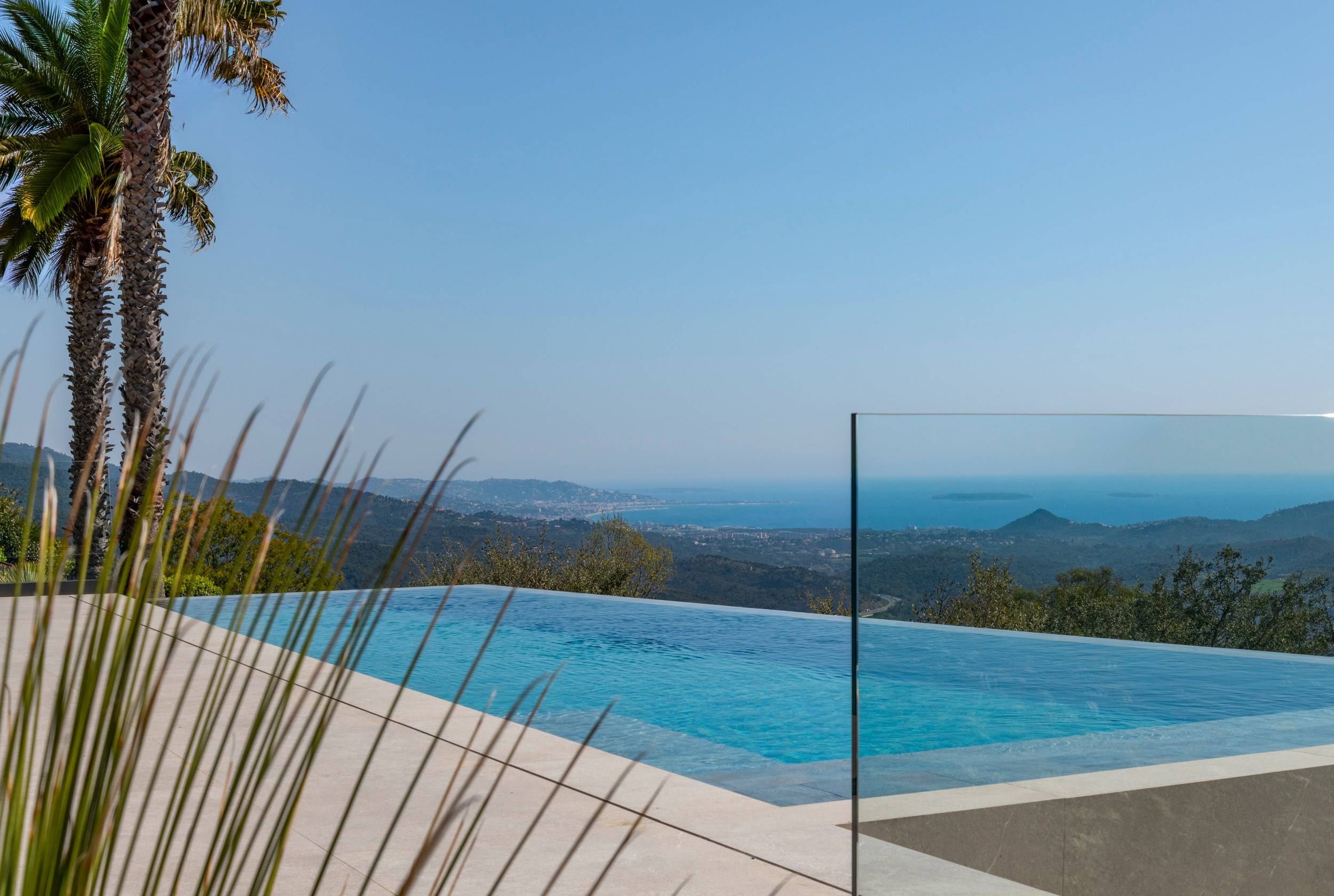  Near Mandelieu villa 290 sqm sea view infinity pool guest house quiet location - 物件實景