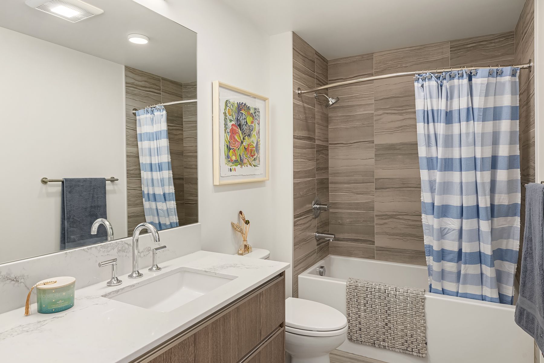  800 Columbia Street Unit #2209, Seattle, WA 98104 - 物件實景