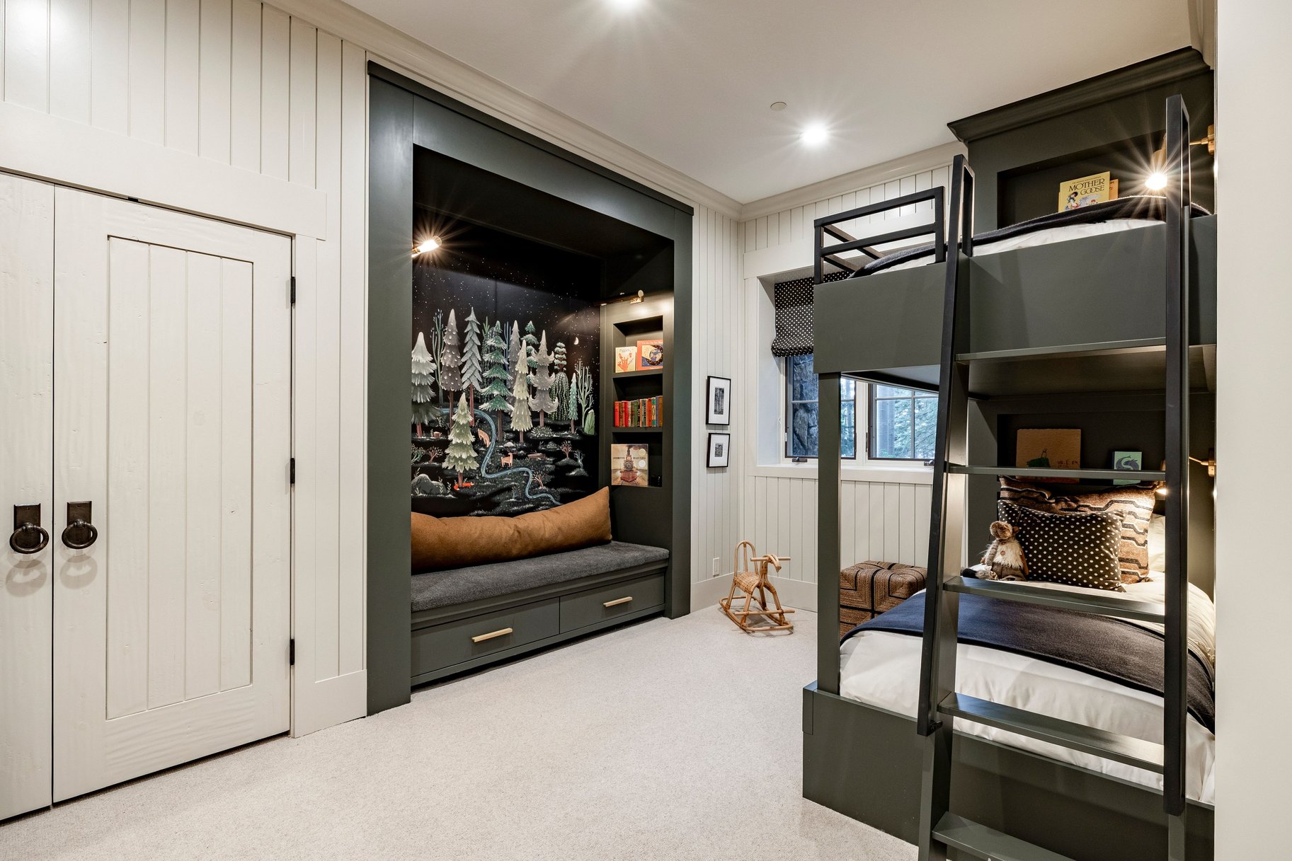  Mountain Transitional Legacy Ski Home in Gated Upper Deer Valley Community - 物件實景