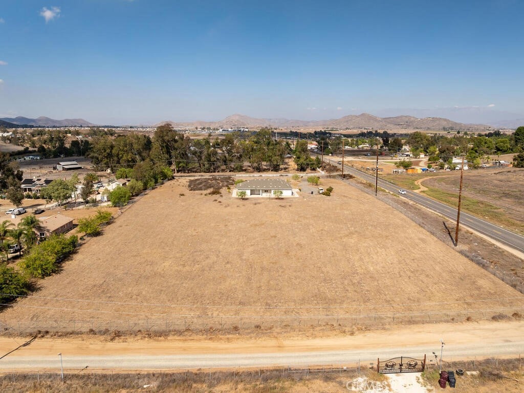 Menifee, California, 92596, United States, 4 Bedrooms Bedrooms, ,2 BathroomsBathrooms,Residential,For Sale,1989483