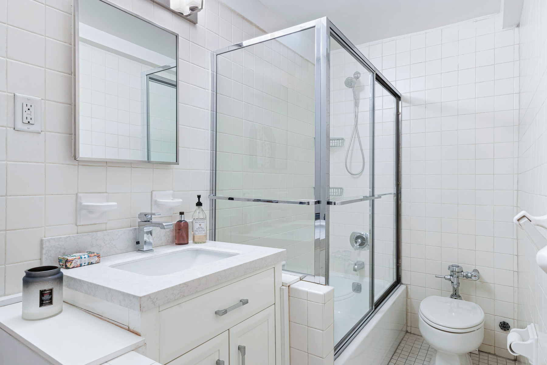  235 East 73rd Street #3G, New York, NY, 10021 - 物件實景