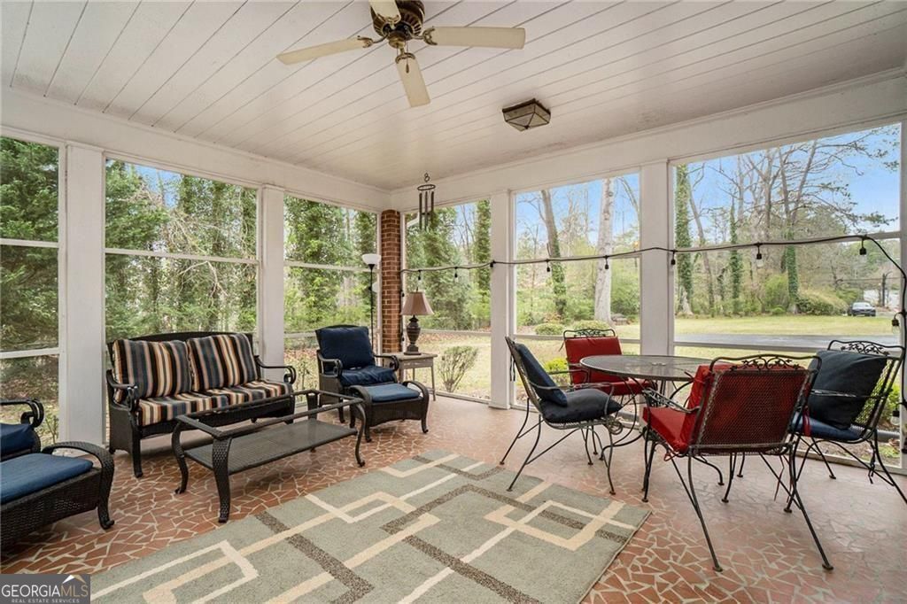 Atlanta, Georgia, 30311, United States, 5 Bedrooms Bedrooms, ,5 BathroomsBathrooms,Residential,For Sale,1953347