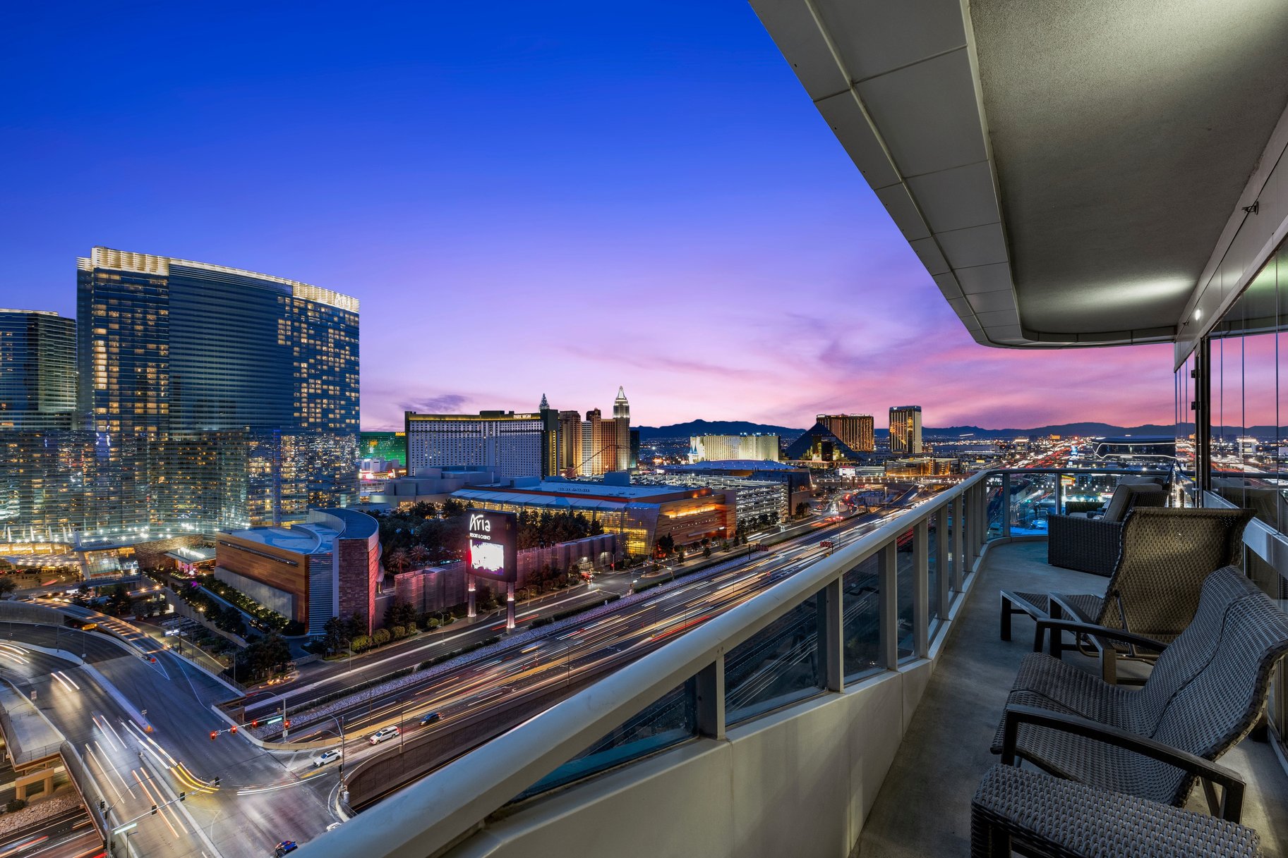  Own Your Very Own Piece of The Strip - 物件實景