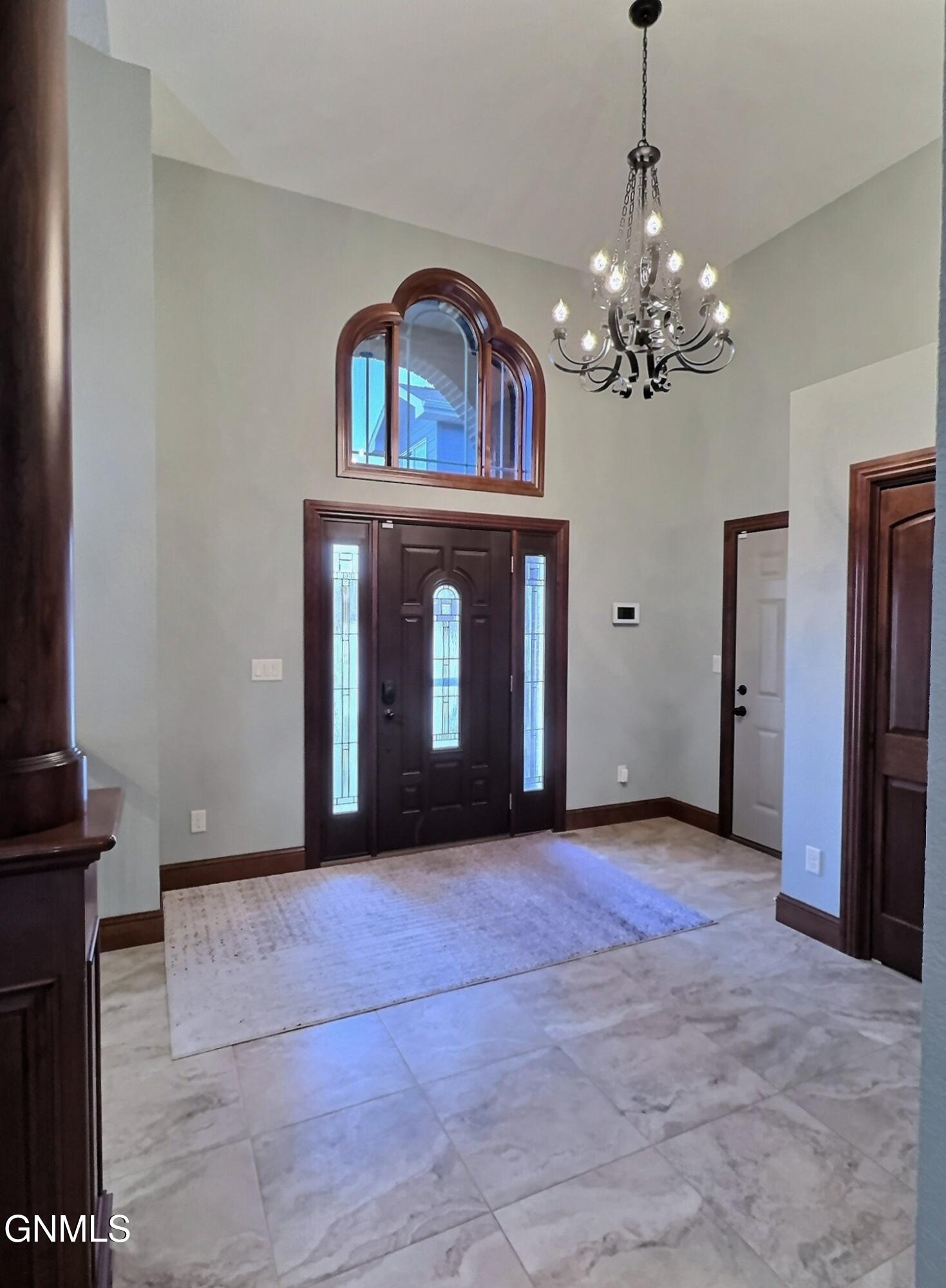 Bismarck, North Dakota, 58501, United States, 4 Bedrooms Bedrooms, ,4 BathroomsBathrooms,Residential,For Sale,2038873