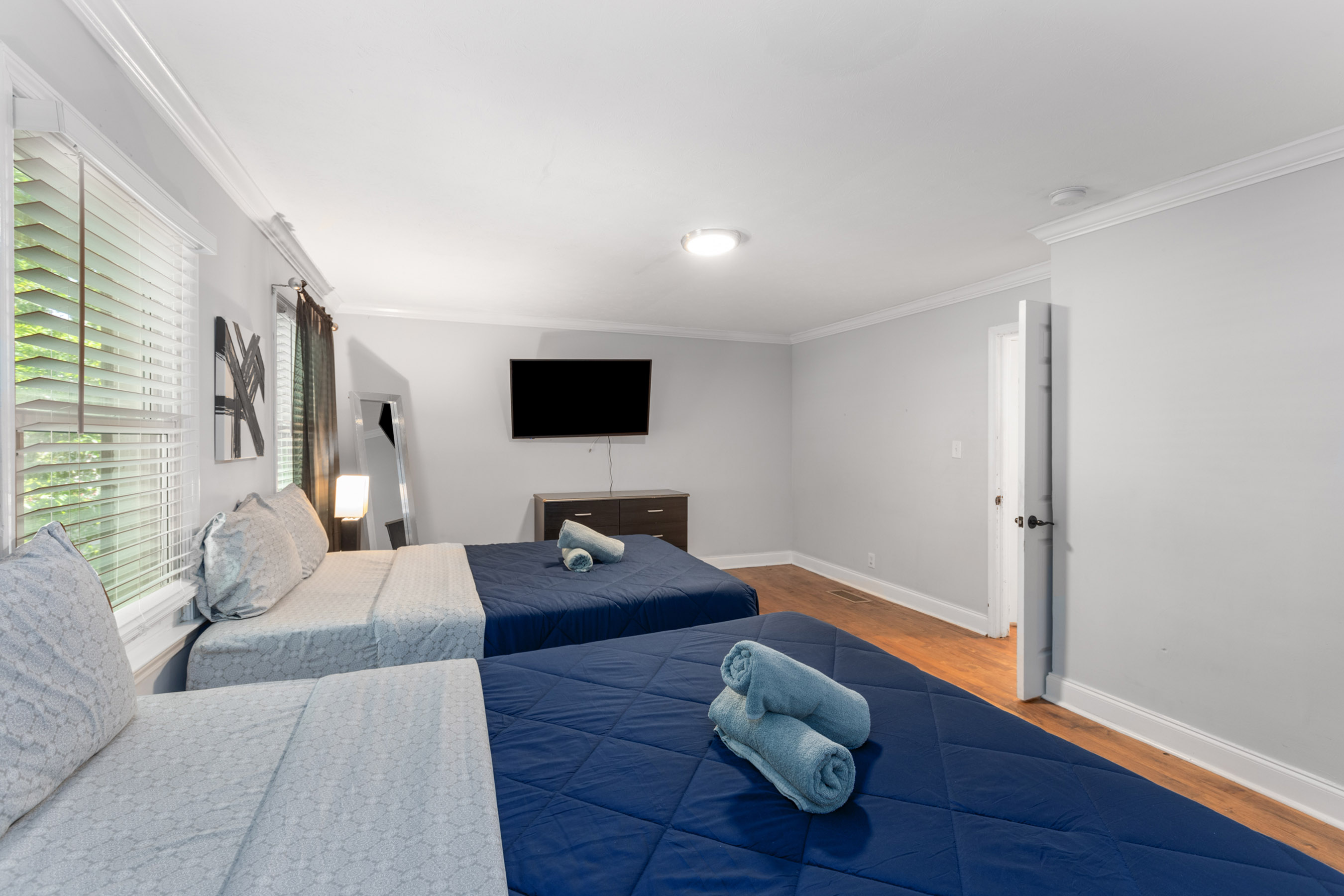  Beautifully Updated Four Bedroom Home on a Peaceful Cul-de-sac - 物件實景