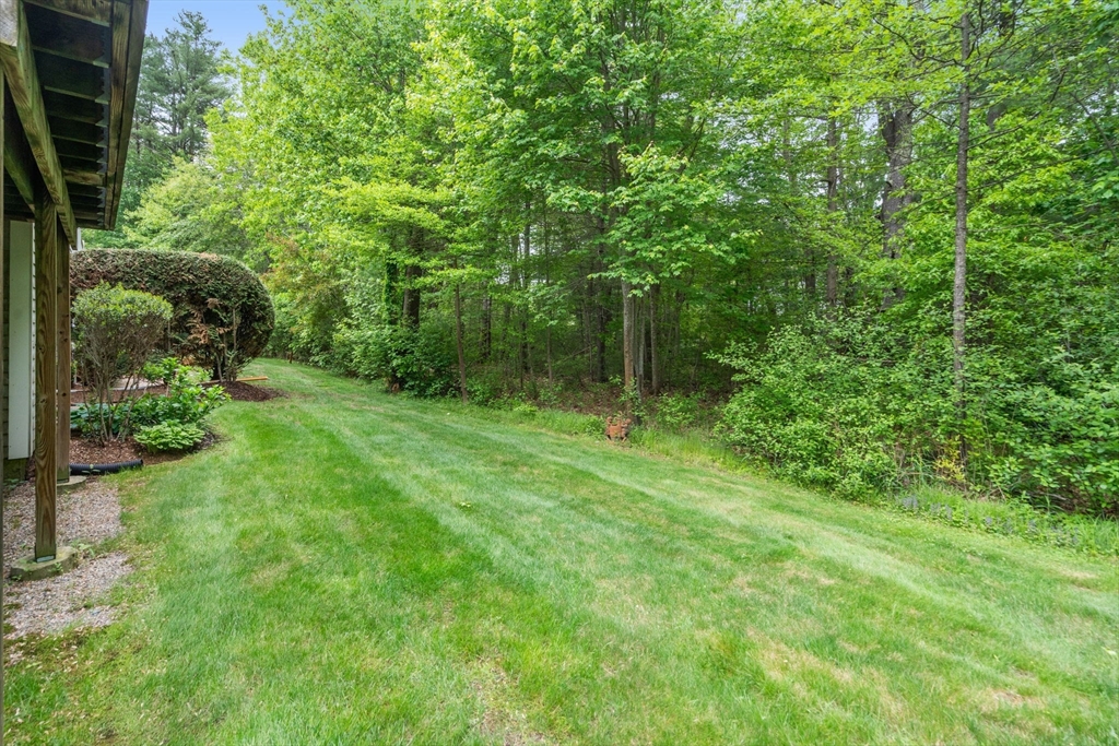 Hanover, Massachusetts, 02339, United States, 2 Bedrooms Bedrooms, ,3 BathroomsBathrooms,Residential,For Sale,1826600