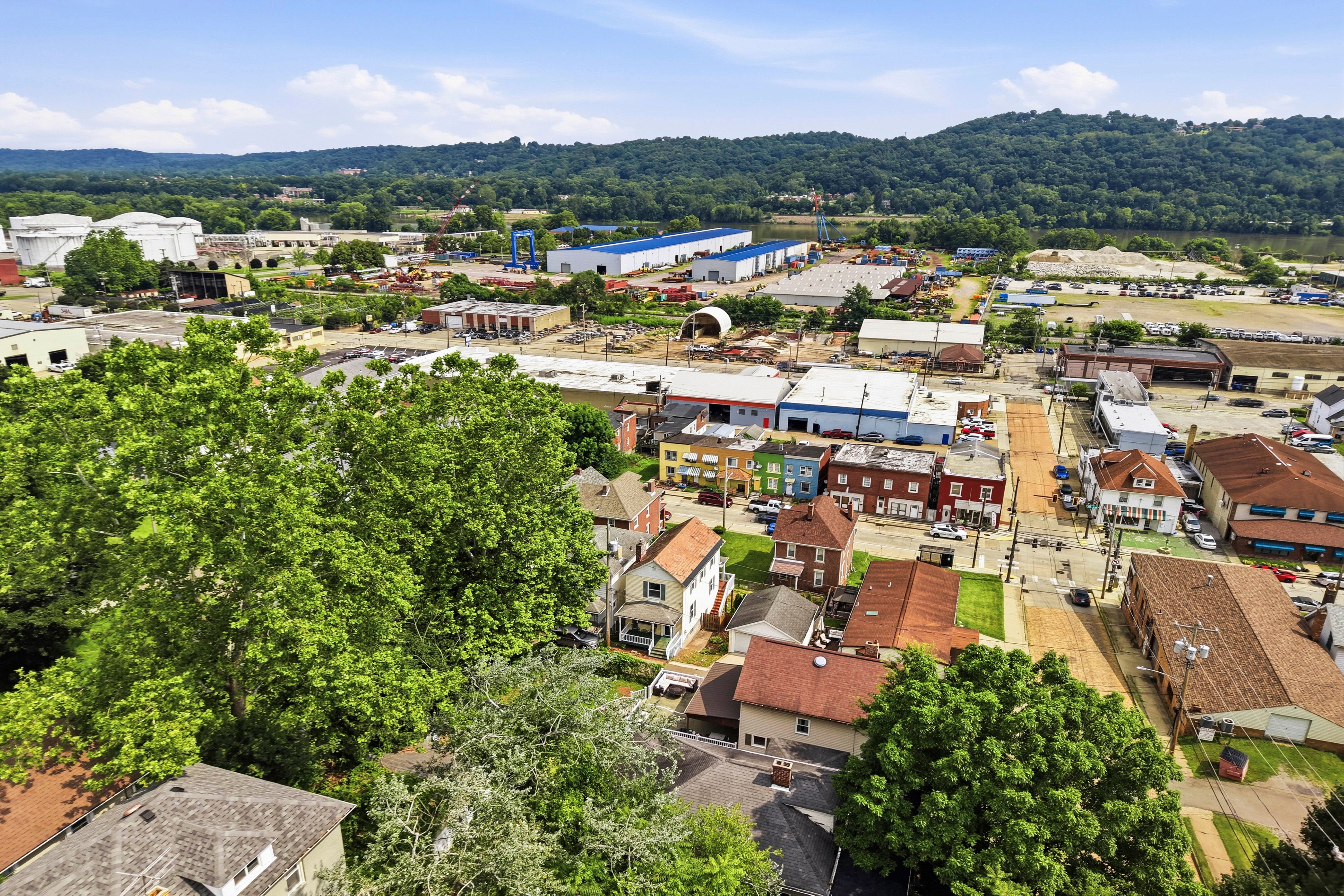  636 1/2 Fifth Avenue, Coraopolis, PA 15108 - 物件實景