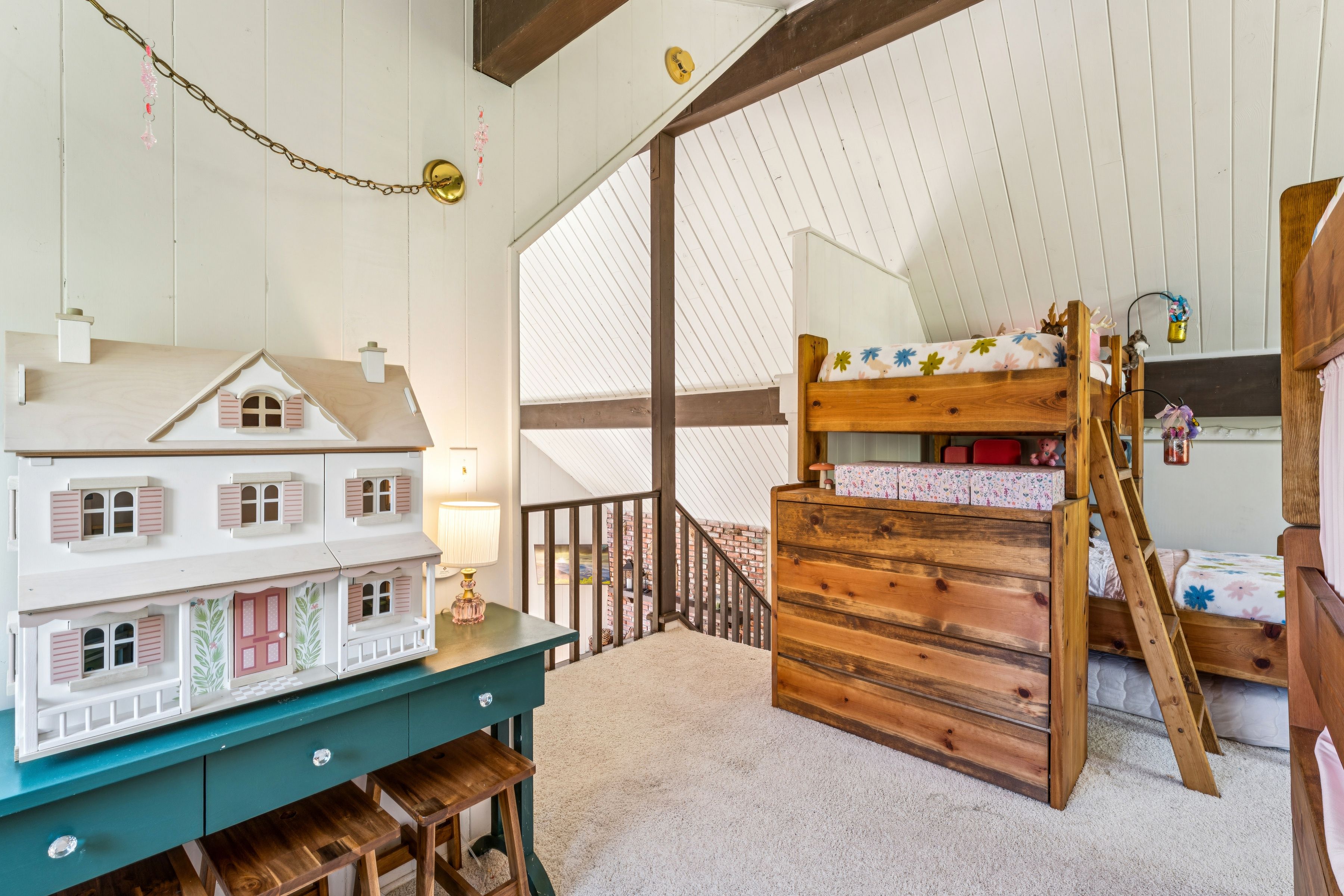  686 Grass Valley Road, Lake Arrowhead, CA 92352 - 物件實景