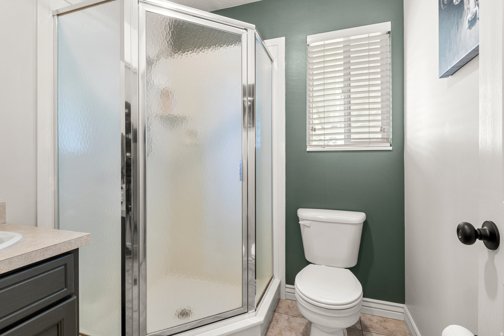 Hooper, Utah, 84315, United States, 3 Bedrooms Bedrooms, ,2 BathroomsBathrooms,Residential,For Sale,1986261