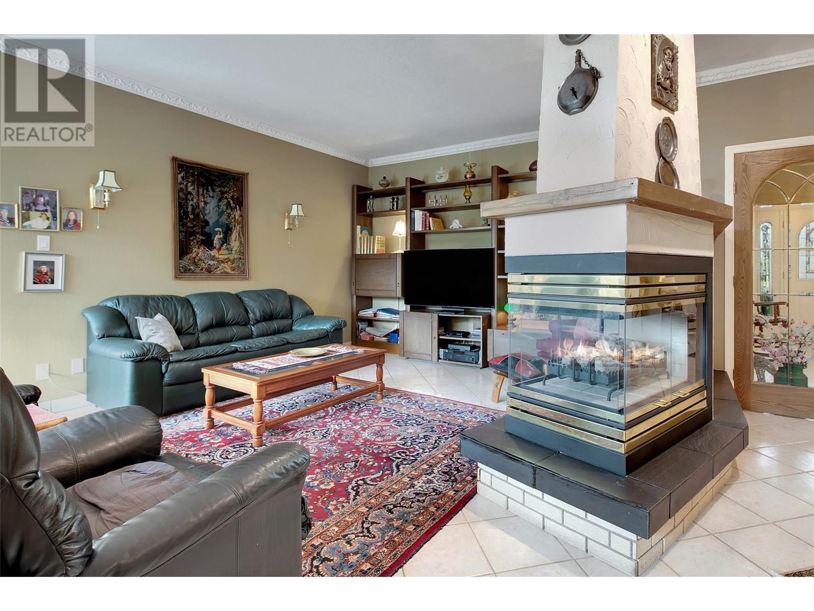 VERNON, British Columbia, V1H 1E8, CA, 3 Bedrooms Bedrooms, ,2 BathroomsBathrooms,Residential,For Sale,1948315