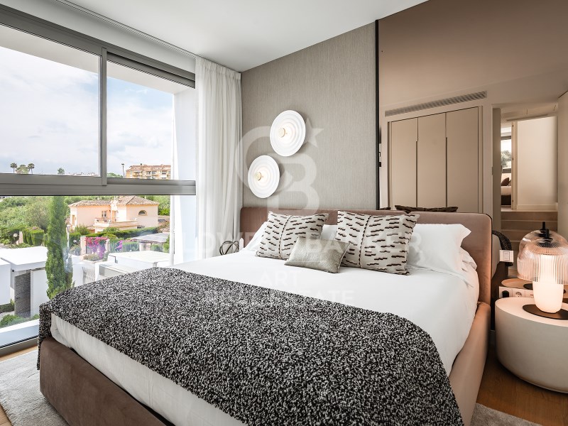 Estepona, Andalusia, ES, 5 Bedrooms Bedrooms, ,5 BathroomsBathrooms,Residential,For Sale,1826458