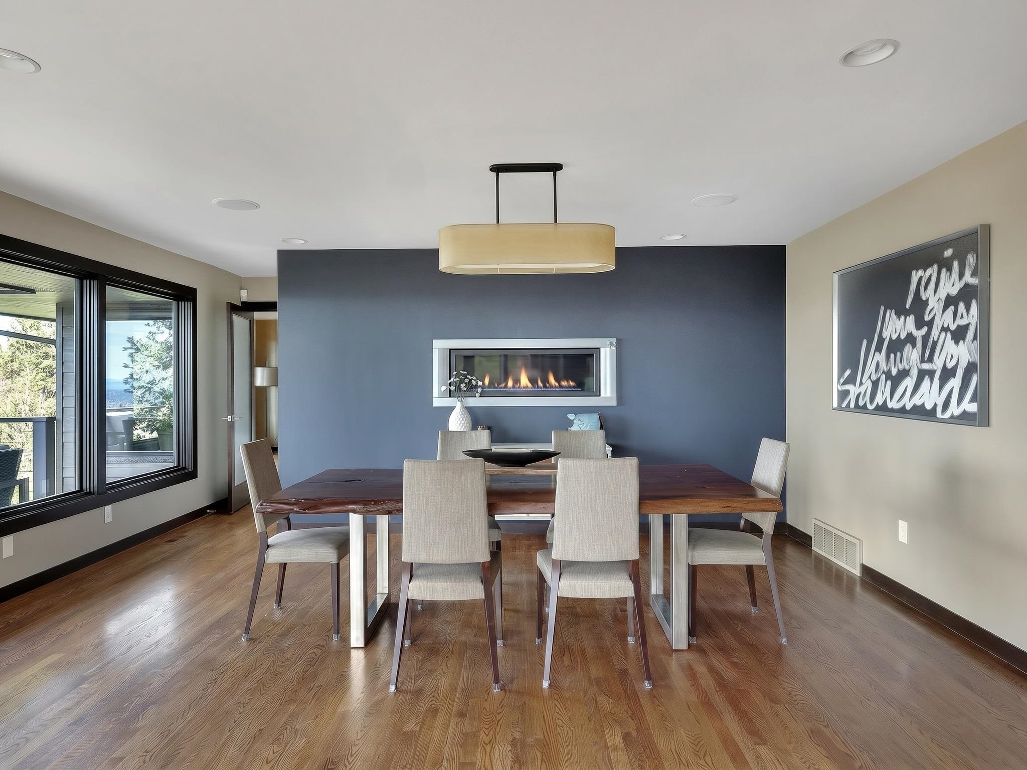Spokane, Washington, 99203, United States, 6 Bedrooms Bedrooms, ,5 BathroomsBathrooms,Residential,For Sale,2043008
