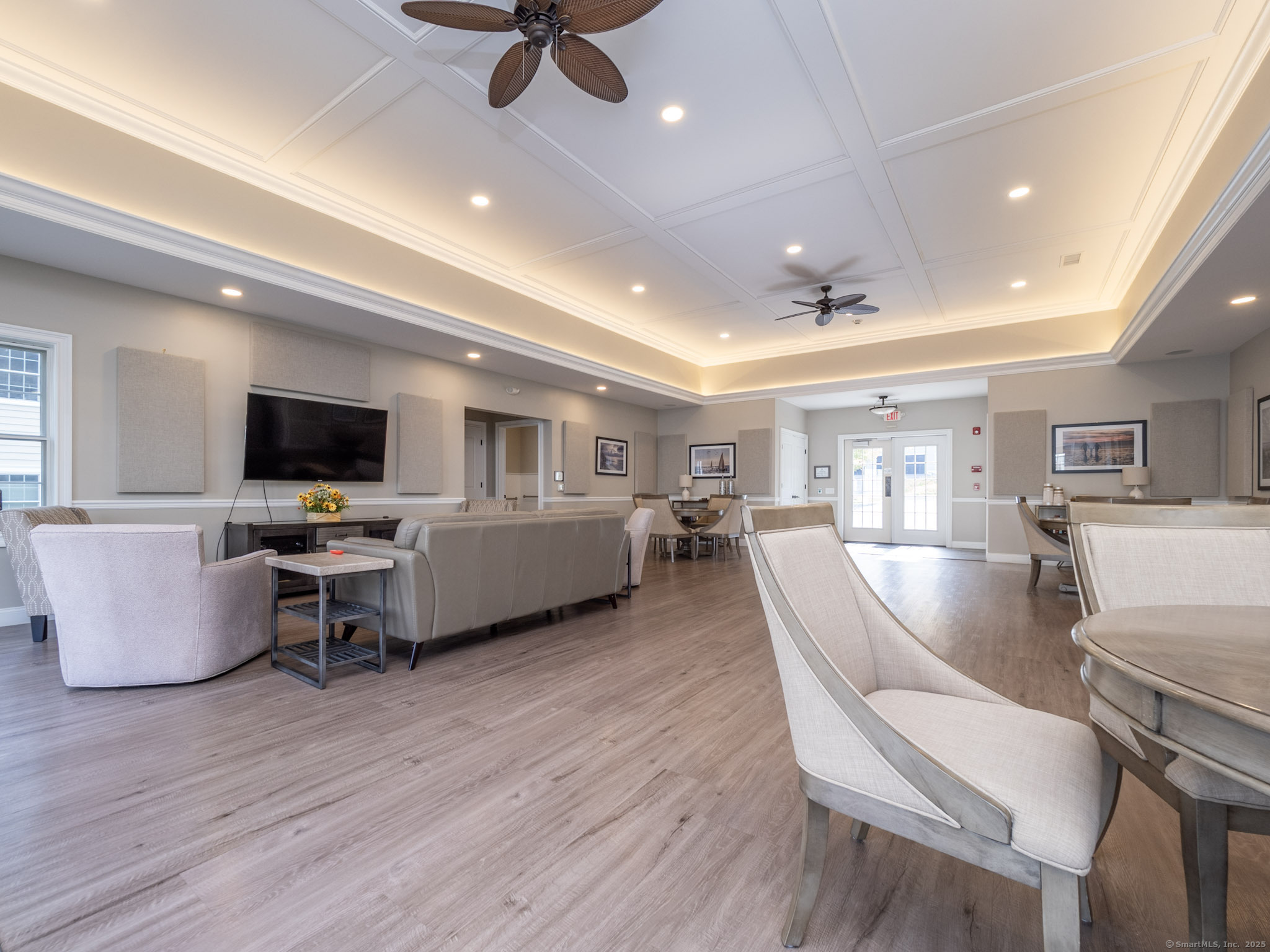 Ridgefield, Connecticut, 06877, United States, 2 Bedrooms Bedrooms, ,2 BathroomsBathrooms,Residential,For Sale,1989148