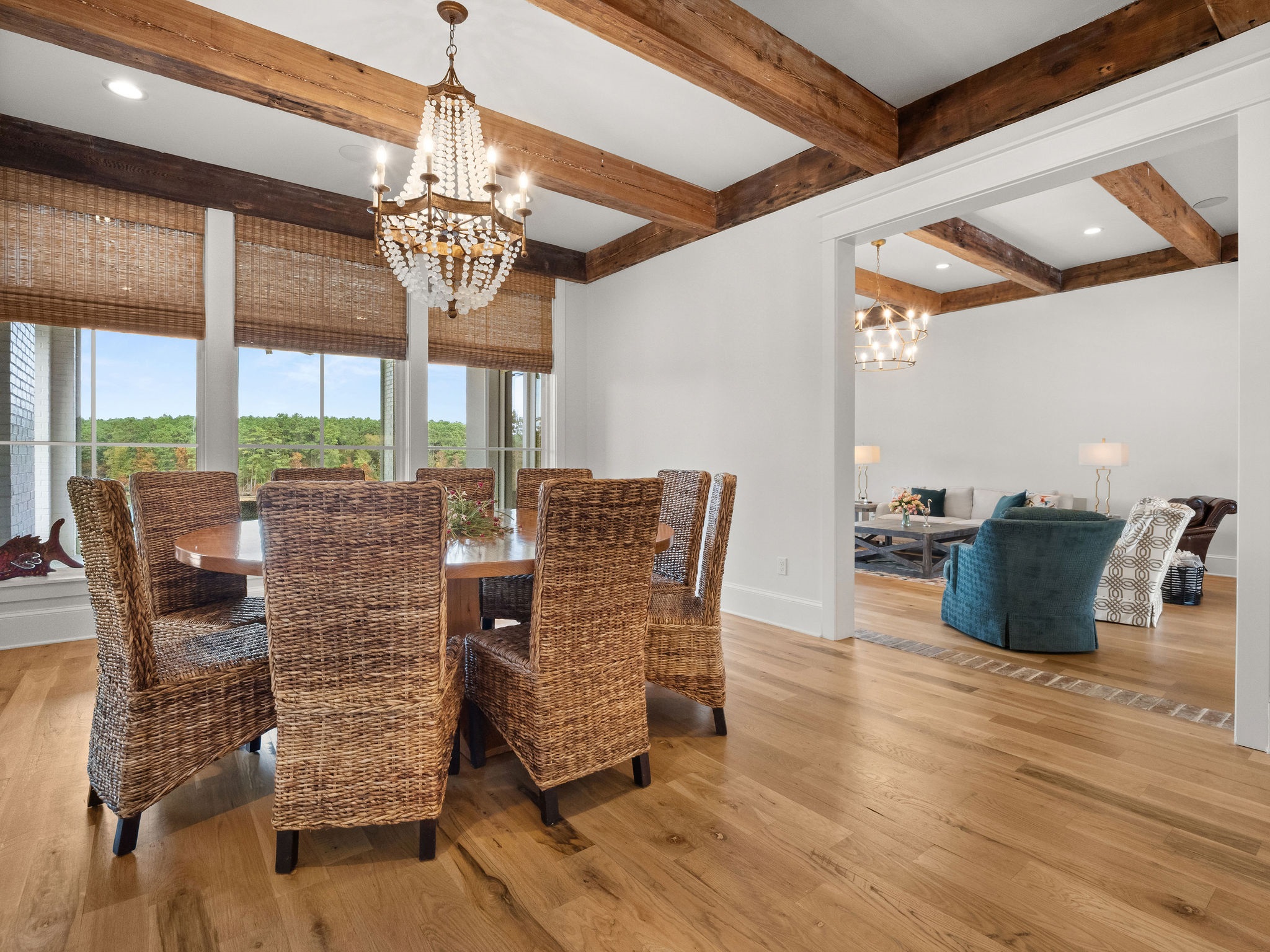 Many, Louisiana, 71449, United States, 3 Bedrooms Bedrooms, ,4 BathroomsBathrooms,Residential,For Sale,1998076