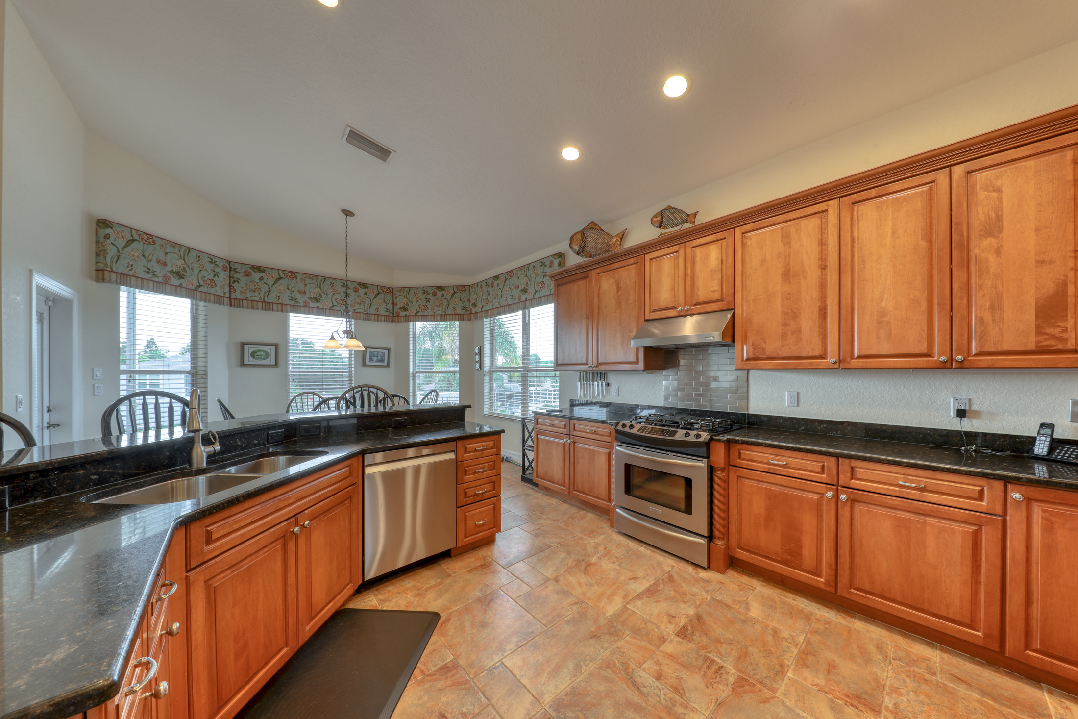 356 WESTWINDS DRIVE, Palm Harbor, Florida, 34683, United States, 3 Bedrooms Bedrooms, ,4 BathroomsBathrooms,Residential,For Sale,356 WESTWINDS DRIVE,1134606