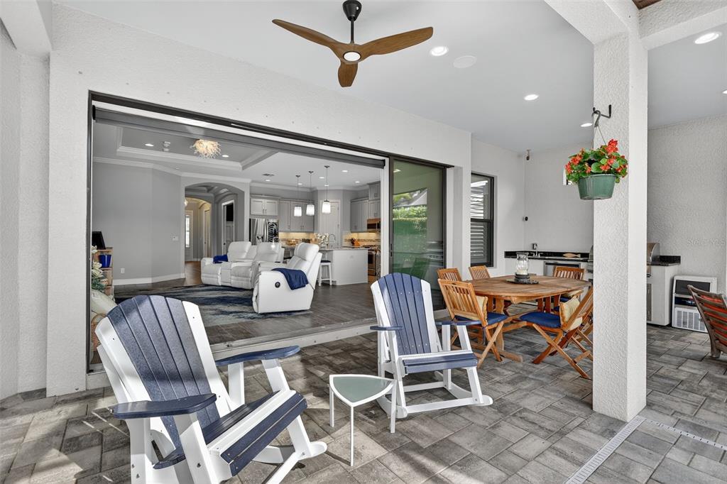 Bradenton, Florida, 34211, United States, 2 Bedrooms Bedrooms, ,3 BathroomsBathrooms,Residential,For Sale,1992091