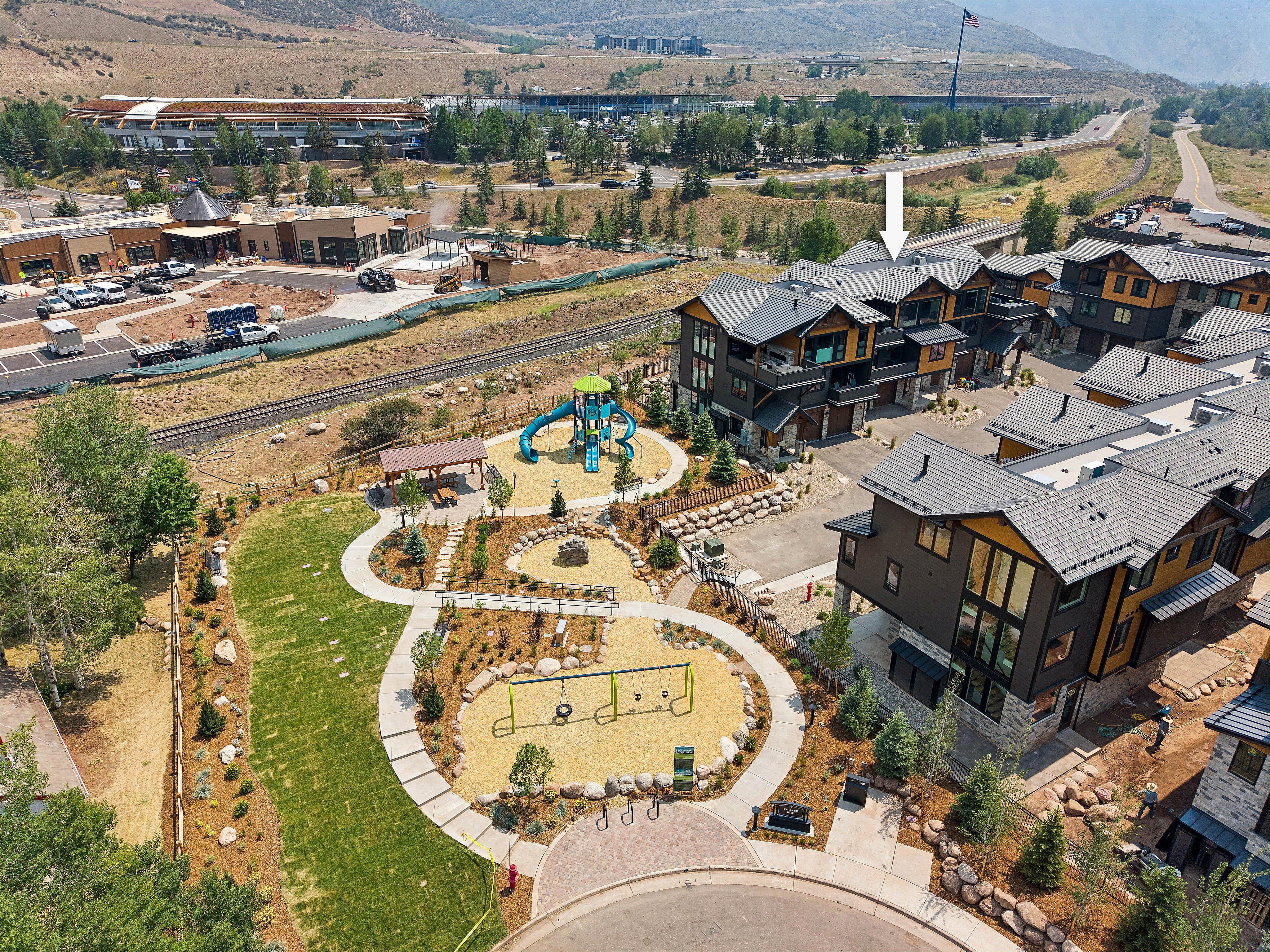  Contemporary architecture meets effortless mountain living at The Kestrel - 物件實景
