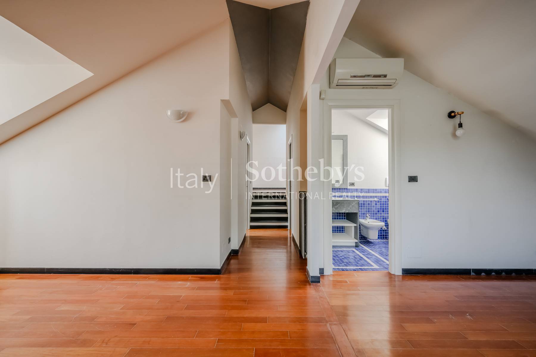  Prestigious residence with large outdoor spaces - 物件實景