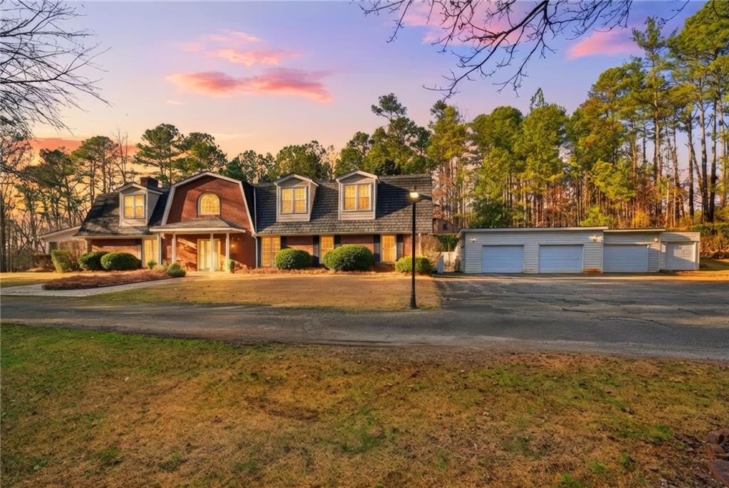 Cumming, Georgia, 30041, United States, 6 Bedrooms Bedrooms, ,5 BathroomsBathrooms,Residential,For Sale,2012319