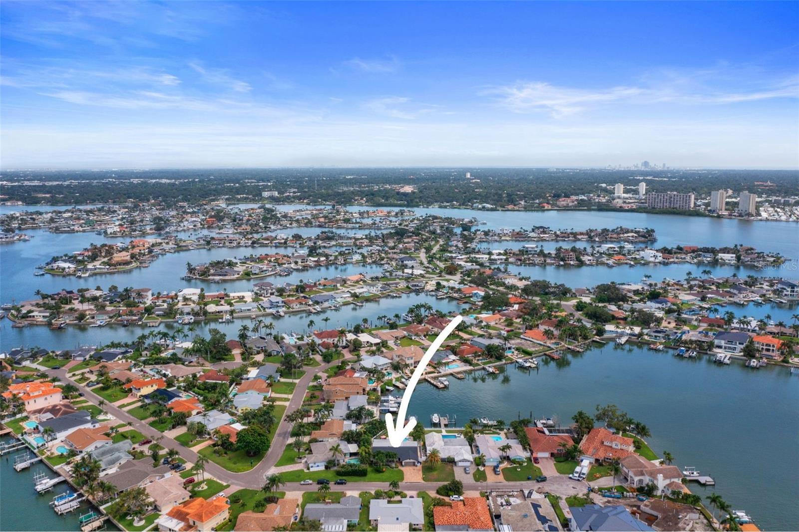 St. Petersburg, Florida, 33707, United States, 3 Bedrooms Bedrooms, ,2 BathroomsBathrooms,Residential,For Sale,1978831