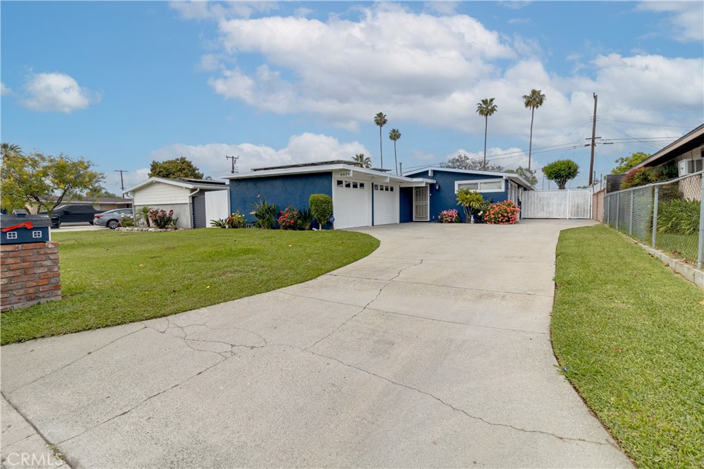 Whittier, California, 90601, United States, 3 Bedrooms Bedrooms, ,2 BathroomsBathrooms,Residential,For Sale,1930022