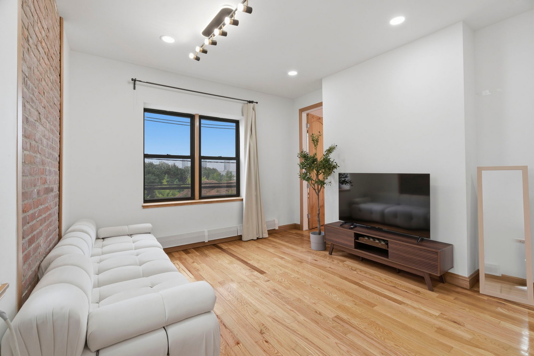  25 High St, Jc, Journal Square, NJ, 07306 - 物件實景