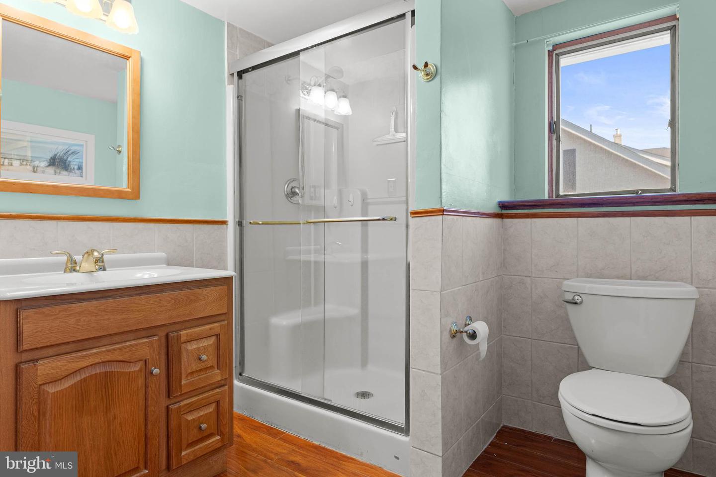 Conshohocken, Pennsylvania, 19428, United States, 4 Bedrooms Bedrooms, ,3 BathroomsBathrooms,Residential,For Sale,2003436