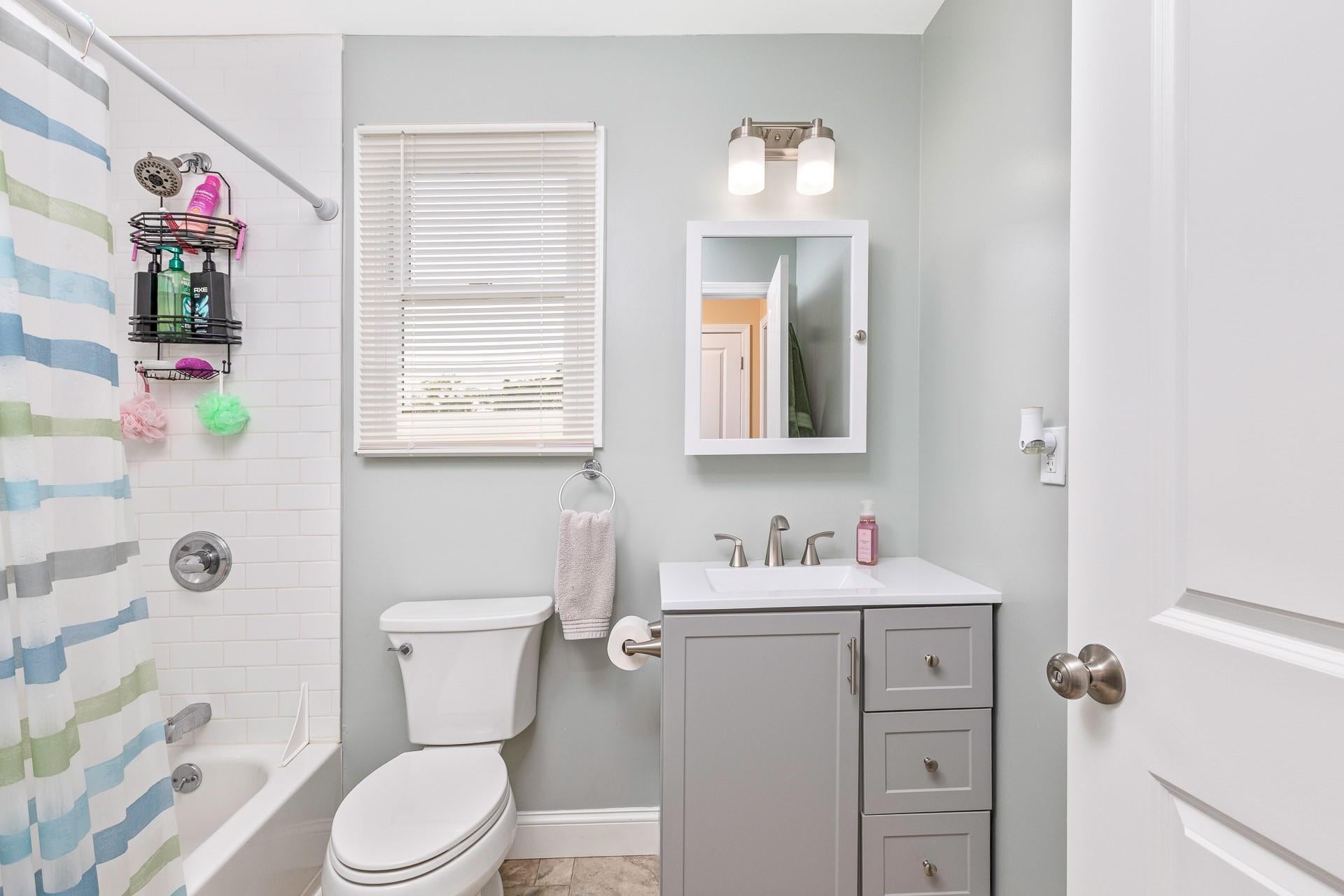Shirley, New York, 11967, United States, 3 Bedrooms Bedrooms, ,2 BathroomsBathrooms,Residential,For Sale,1761697
