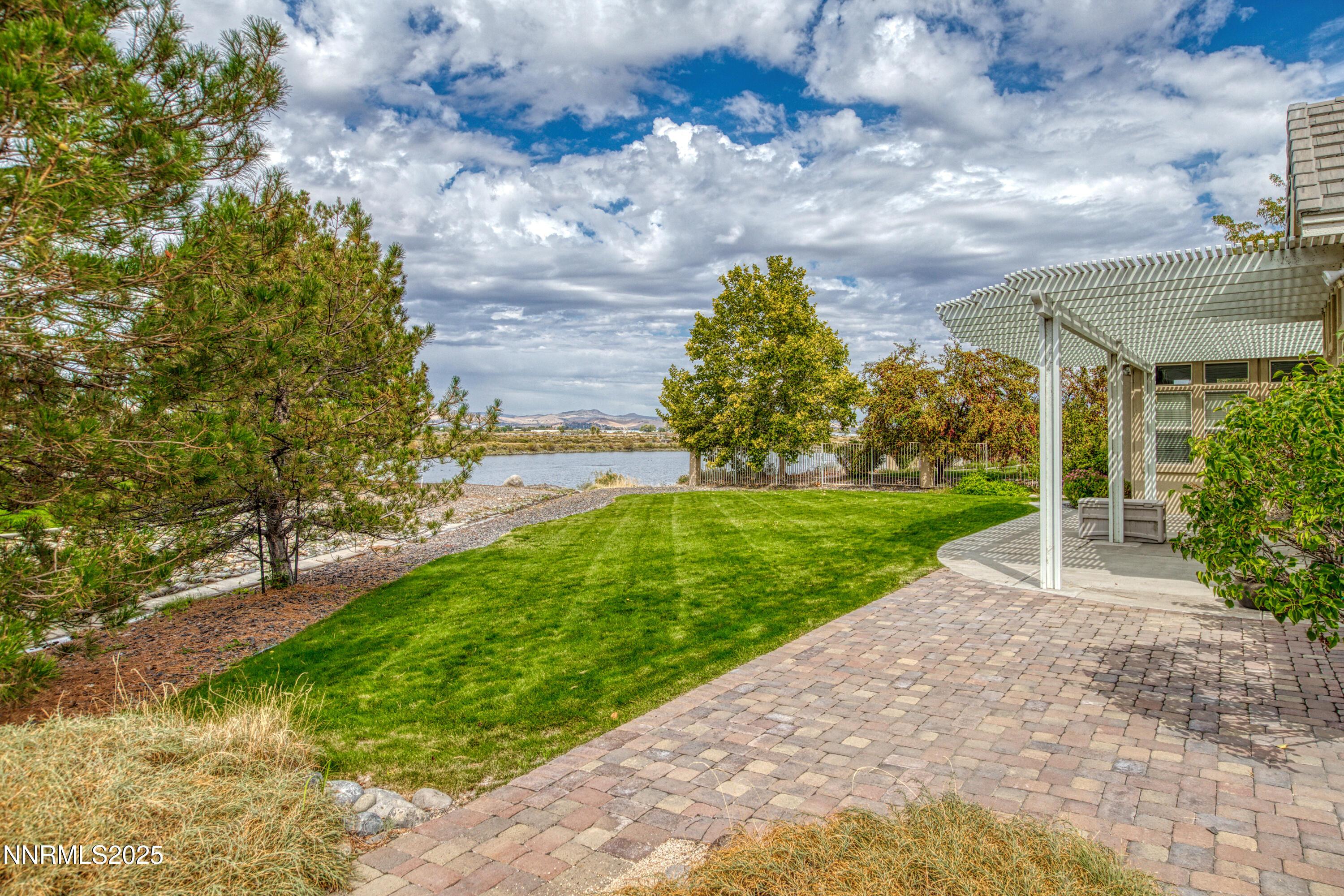 Reno, Nevada, 89502, United States, 3 Bedrooms Bedrooms, ,3 BathroomsBathrooms,Residential,For Sale,1988351