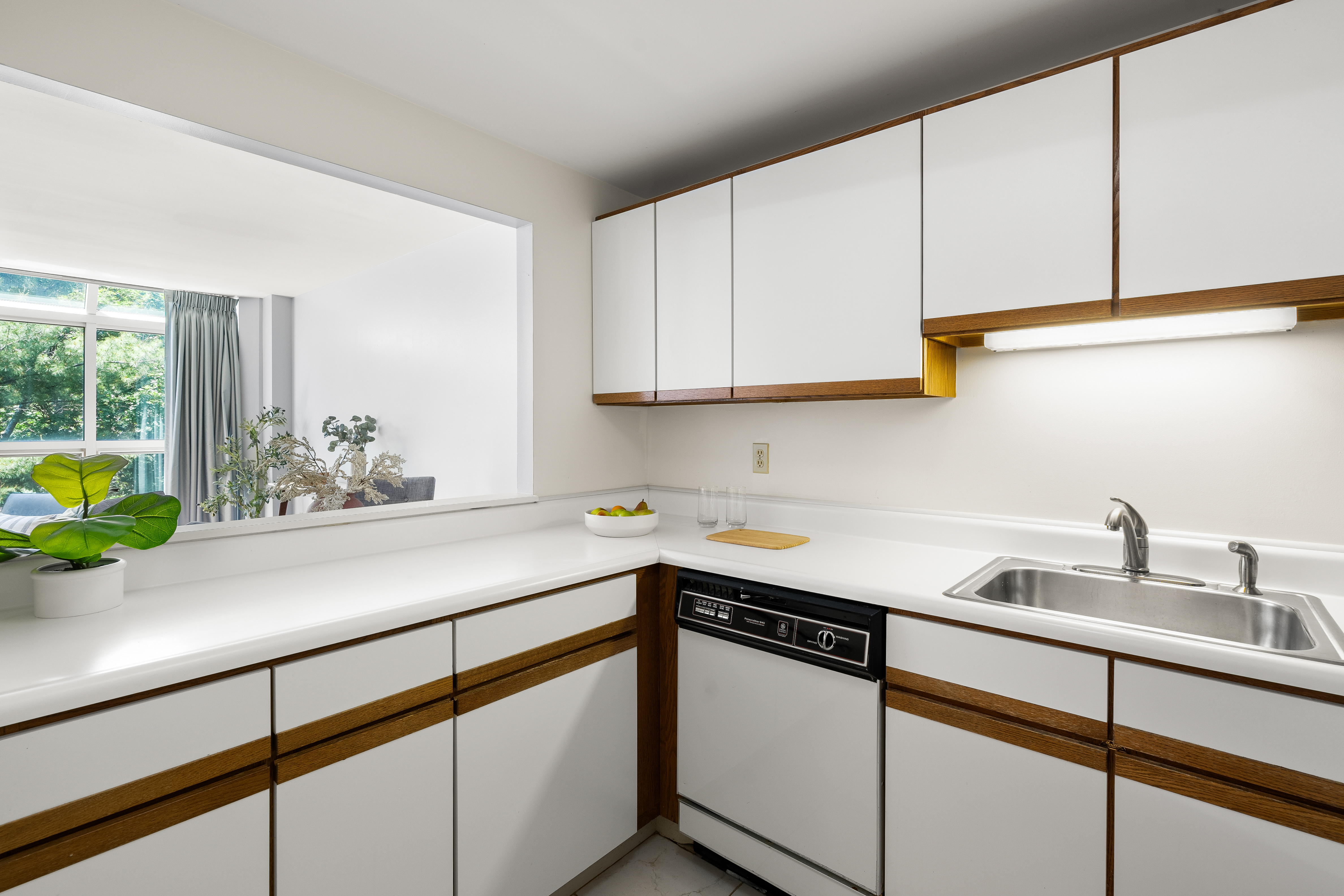  1 Watermill Place, Unit 516, Arlington, MA, 02476 - 物件實景