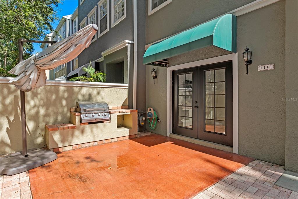Tampa, Florida, 33602, United States, 3 Bedrooms Bedrooms, ,3 BathroomsBathrooms,Residential,For Sale,1902544