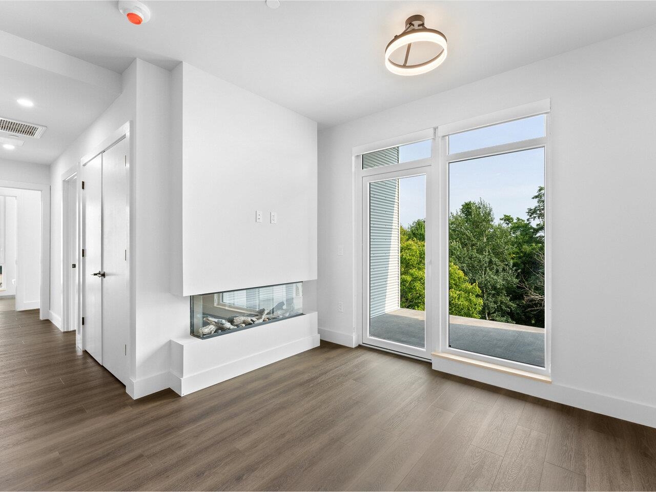 Burlington, Vermont, 05401, United States, 2 Bedrooms Bedrooms, ,1 BathroomBathrooms,Residential,For Sale,1941780
