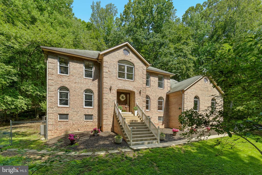 Stafford, Virginia, 22554, United States, 5 Bedrooms Bedrooms, ,4 BathroomsBathrooms,Residential,For Sale,1938309