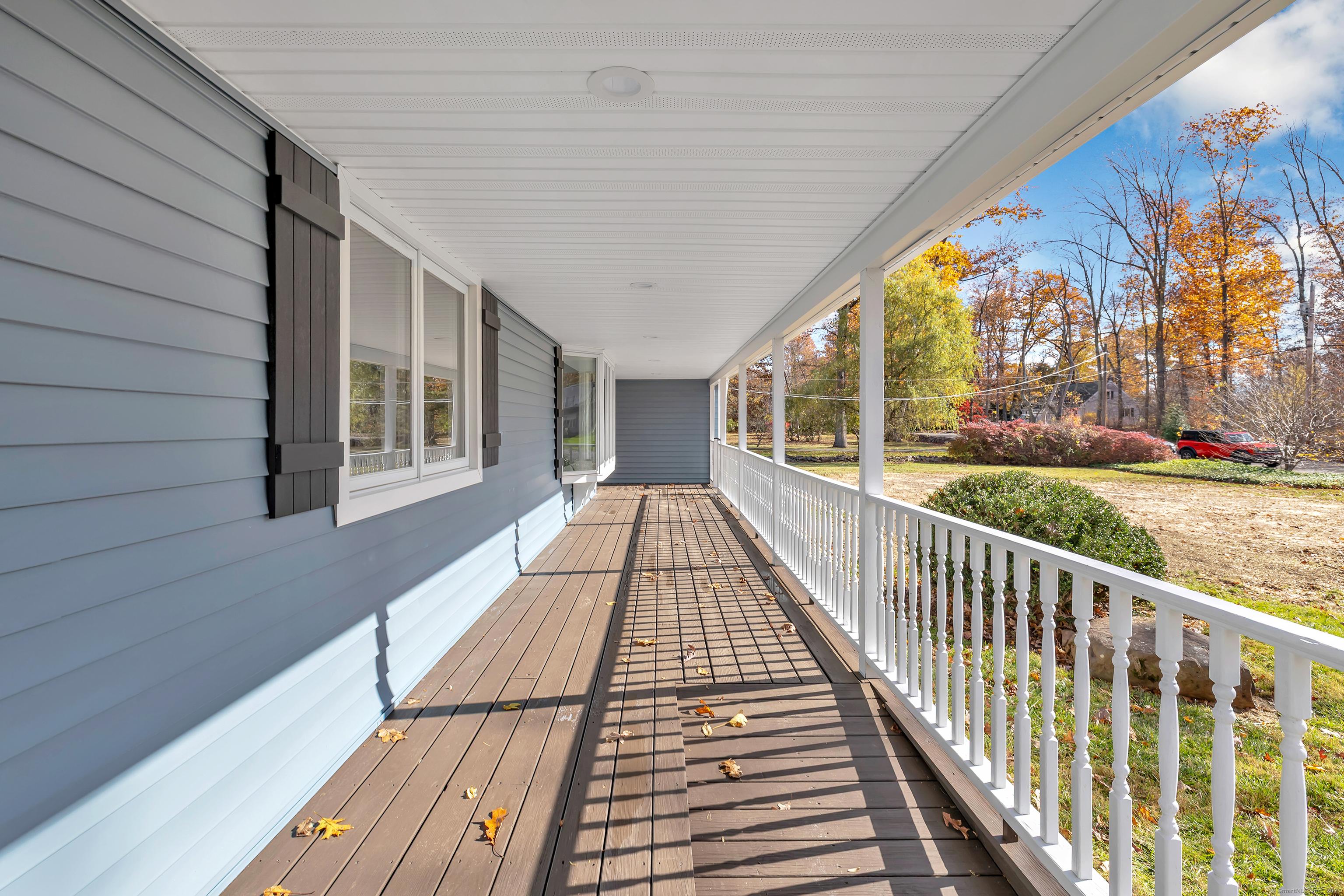 Hamden, Connecticut, 06518, United States, 3 Bedrooms Bedrooms, ,2 BathroomsBathrooms,Residential,For Sale,1987116