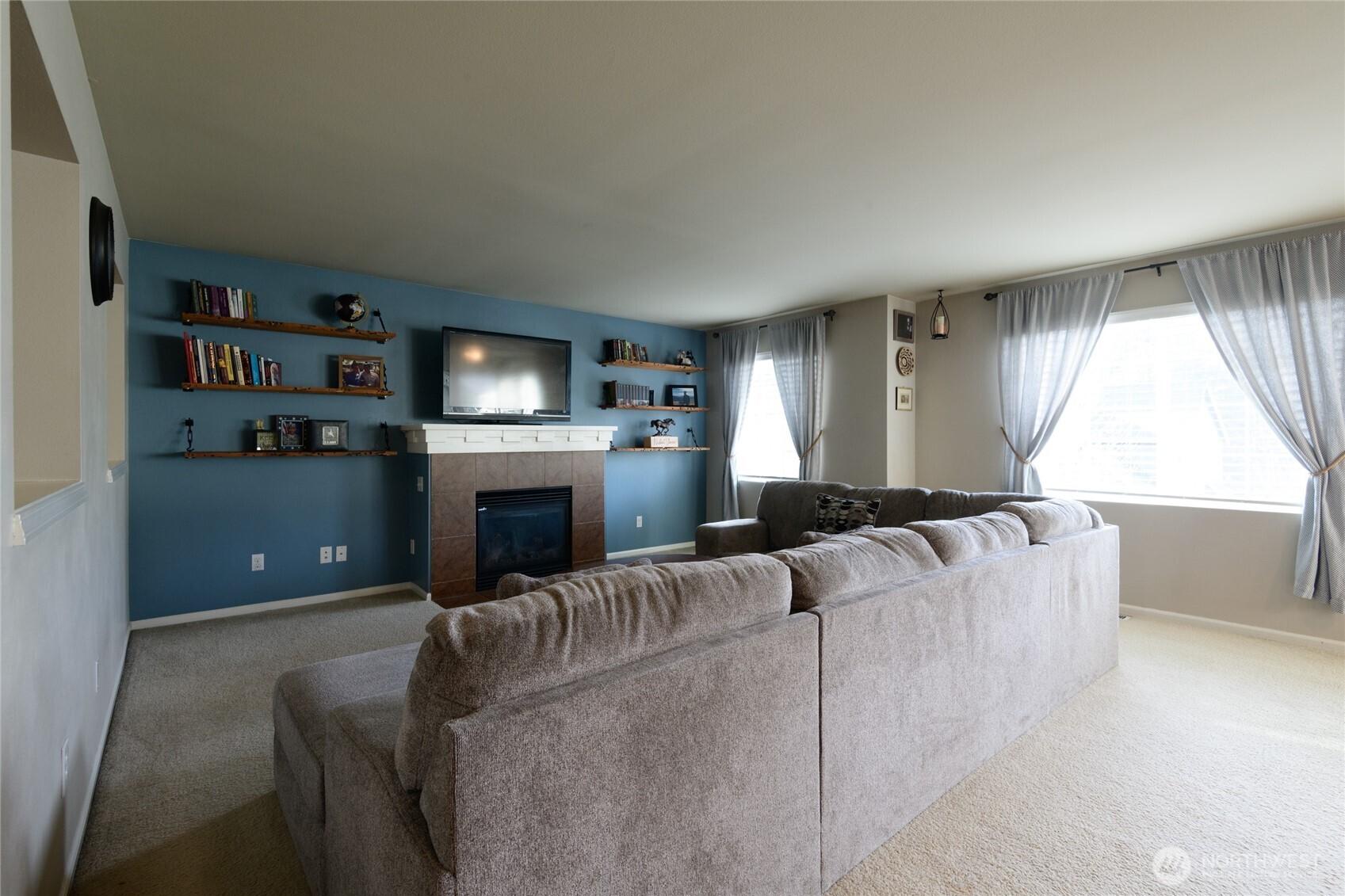 DUVALL, Washington, 98019, United States, 3 Bedrooms Bedrooms, ,3 BathroomsBathrooms,Residential,For Sale,1885631