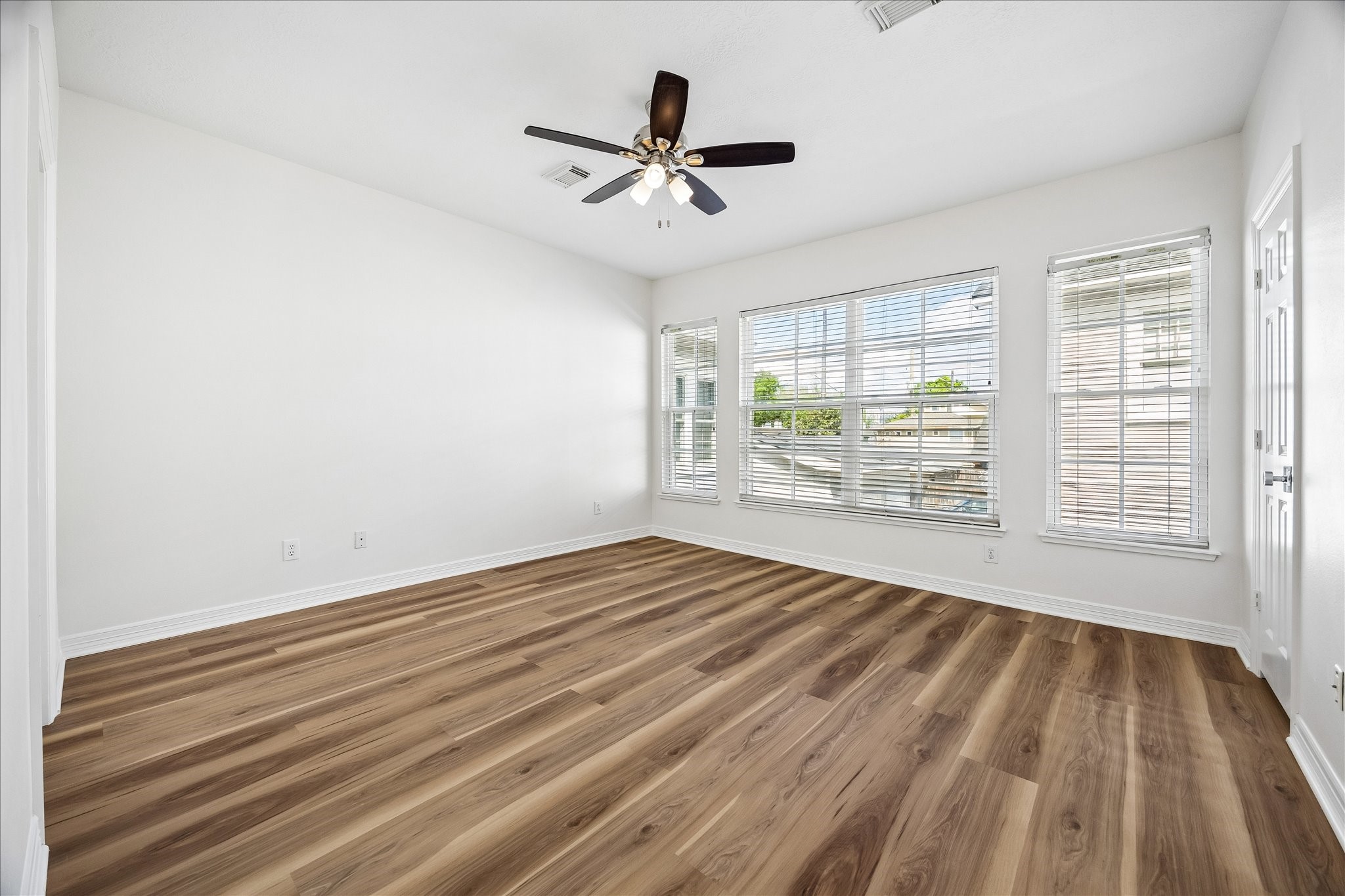  209 Stratford Street B - 物件實景