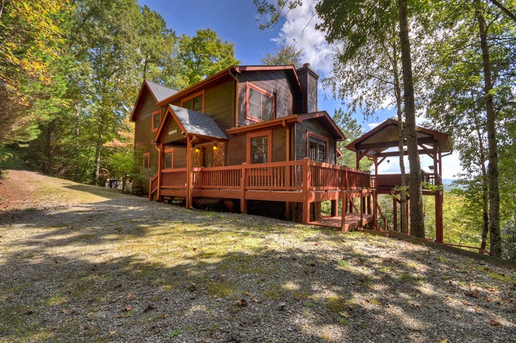 Blue Ridge, Georgia, 30513, United States, 3 Bedrooms Bedrooms, ,3 BathroomsBathrooms,Residential,For Sale,1965953