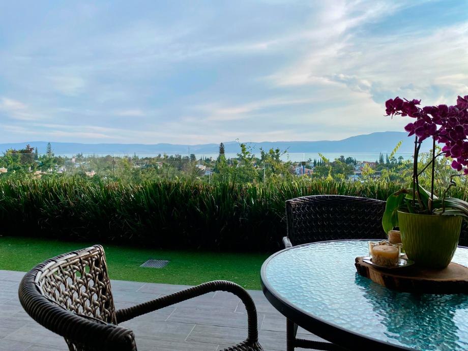 Chapala, Jalisco, 45900, Mexico, 2 Bedrooms Bedrooms, ,2 BathroomsBathrooms,Residential,For Sale,1827389