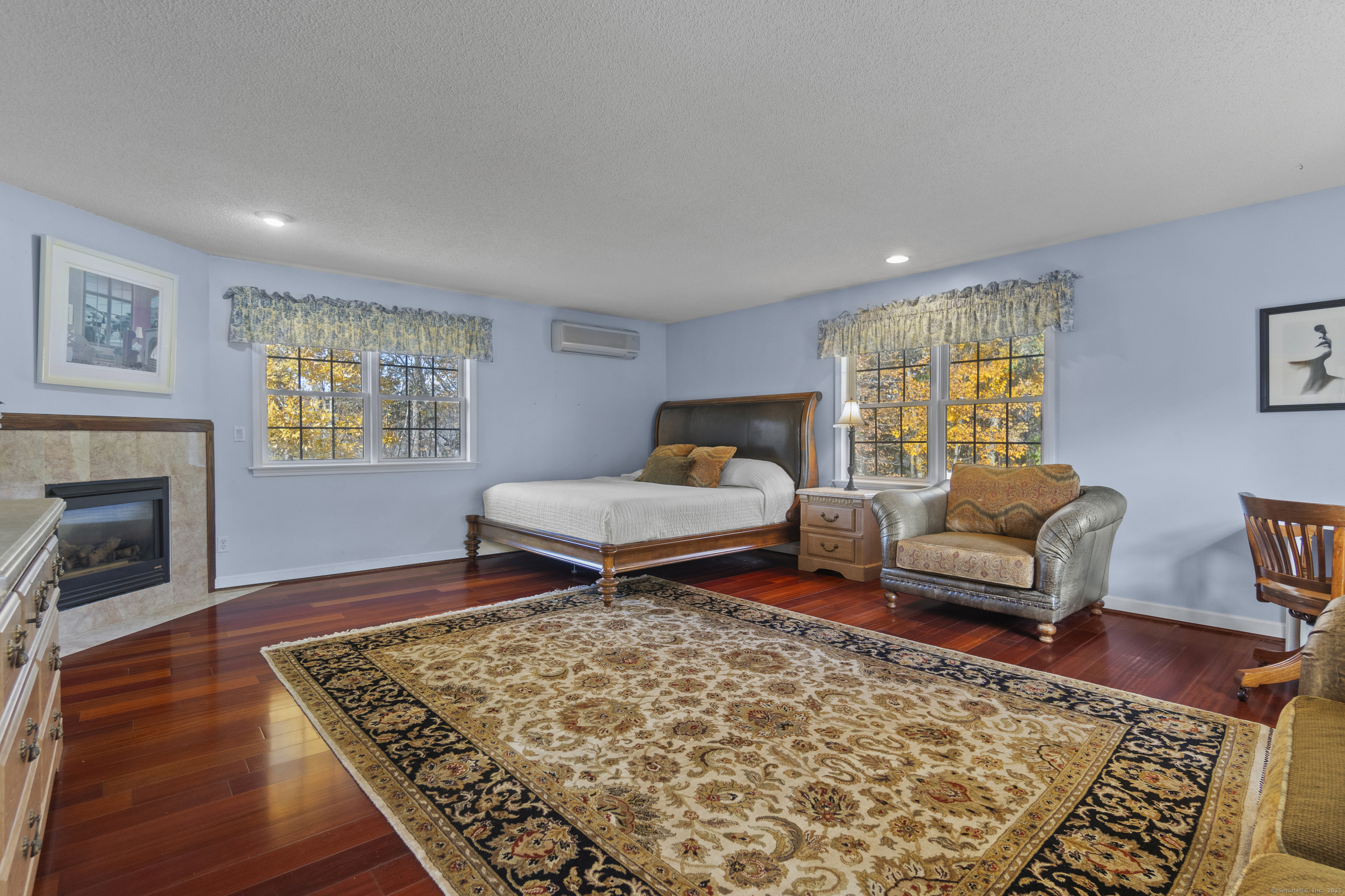 Salem, Connecticut, 06420, United States, 4 Bedrooms Bedrooms, ,3 BathroomsBathrooms,Residential,For Sale,1986048