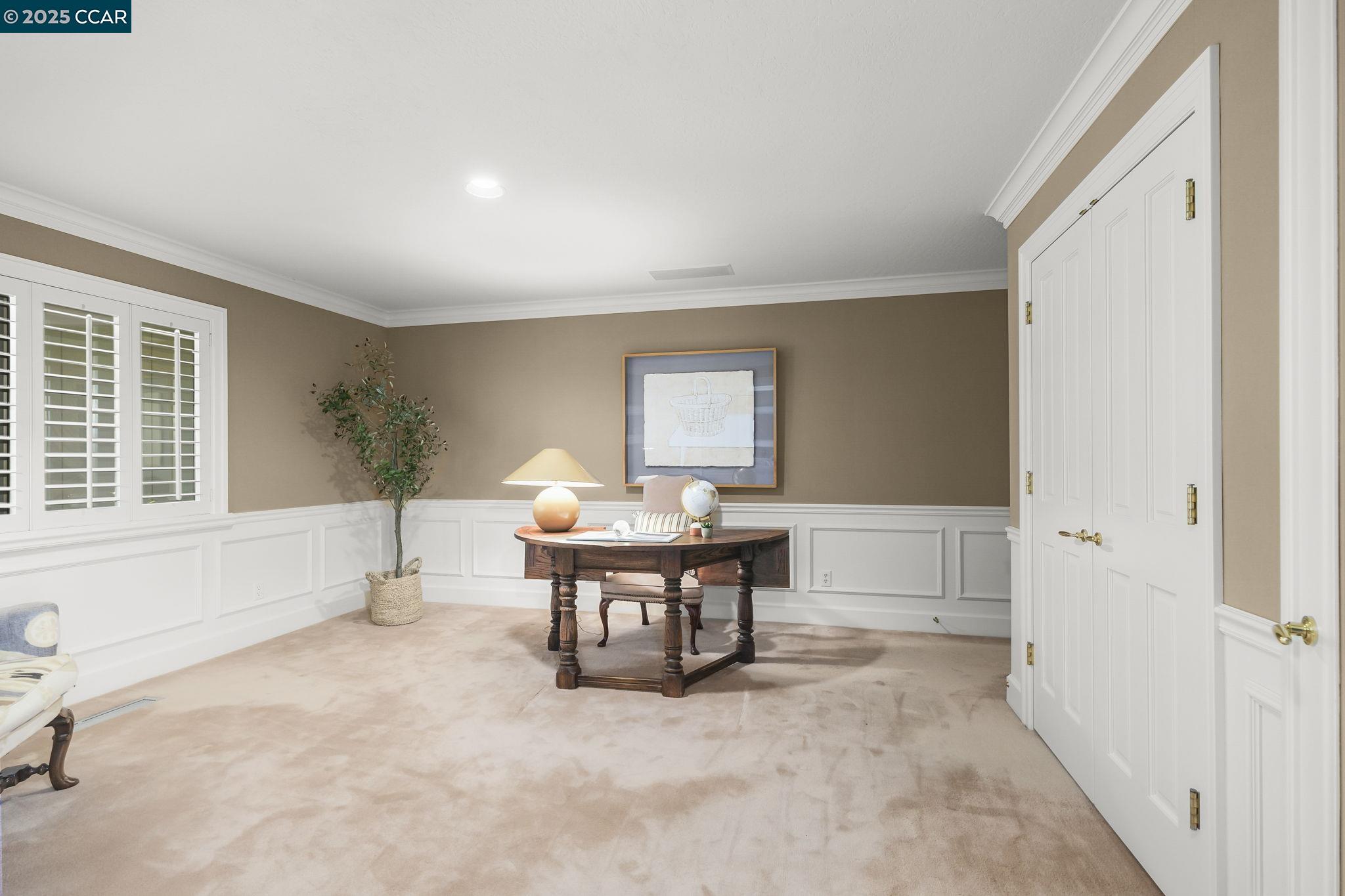 Walnut Creek, California, 94598, United States, 3 Bedrooms Bedrooms, ,3 BathroomsBathrooms,Residential,For Sale,1940979